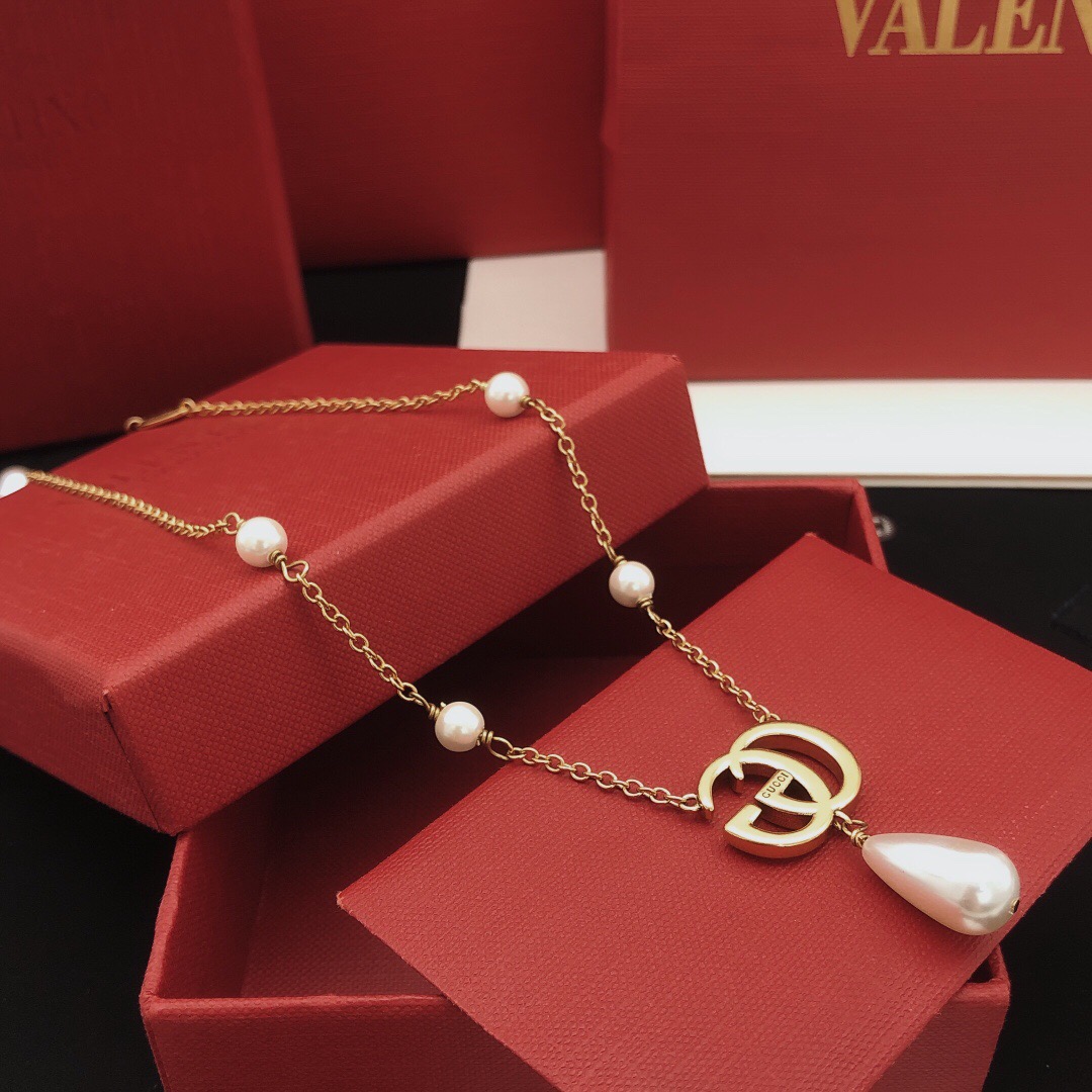 Roger Vivier Haute Couture Haute Joaillerie Fine Jewelry Earrings 2