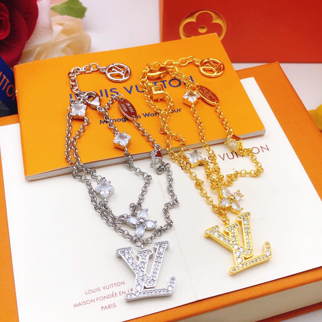 Louis Vuitton Haute Joaillerie Fine Jewelry Earrings Necklace Ring 4