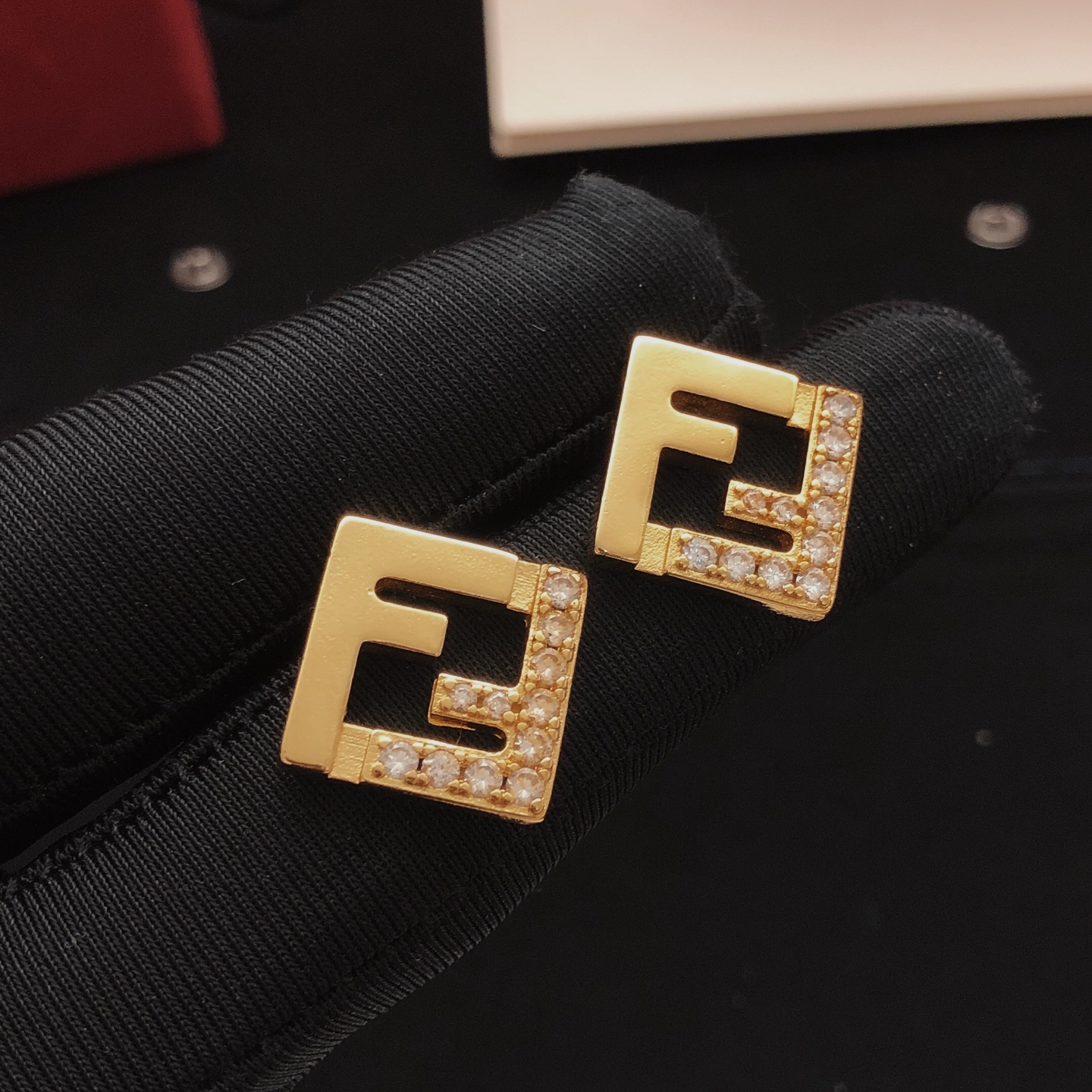 芬迪 Fendi 高定典藏高定典雅奢华珠宝首饰项链手链戒指 #CE347487 2