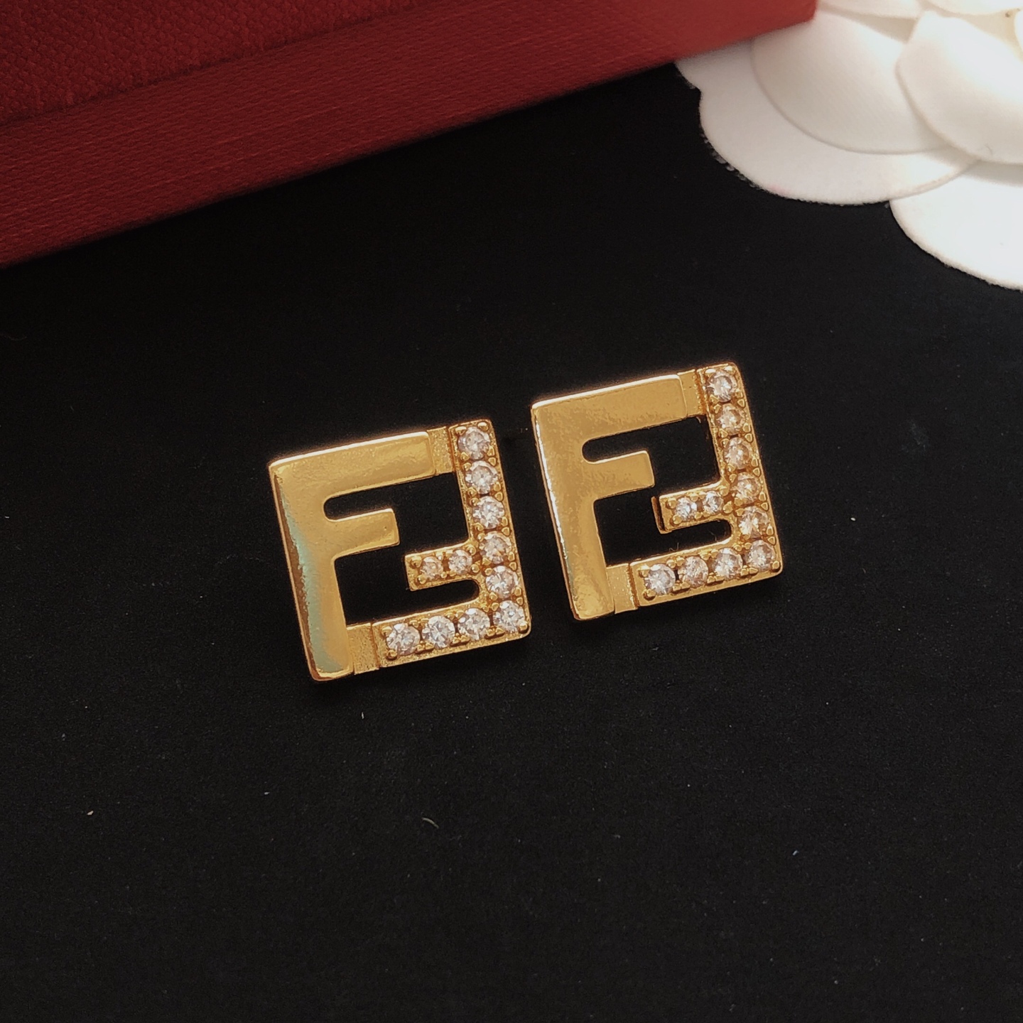 芬迪 Fendi 高定典藏高定典雅奢华珠宝首饰项链手链戒指 #CE347487 5