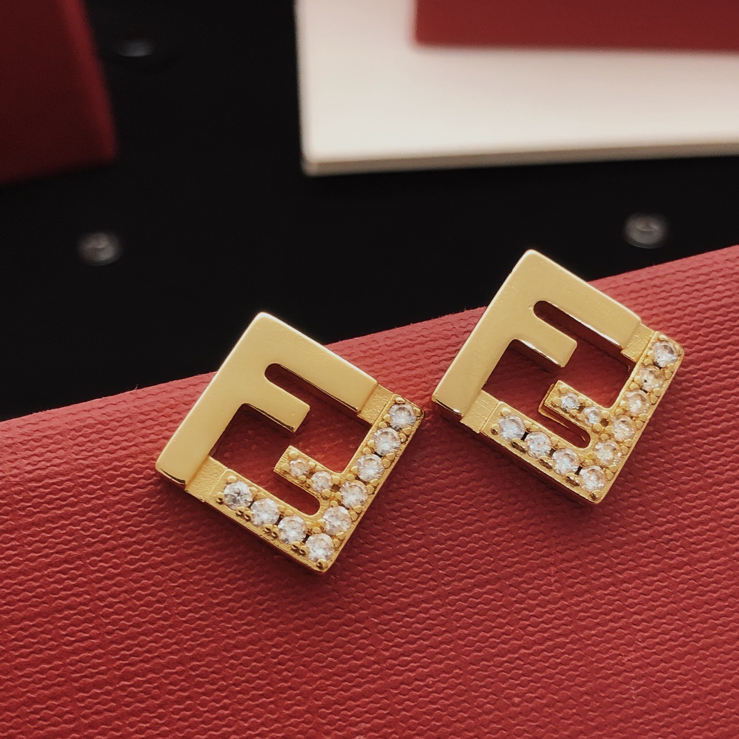 Fendi Haute Couture Haute Couture Fine Jewelry Necklace Bracelet Ring