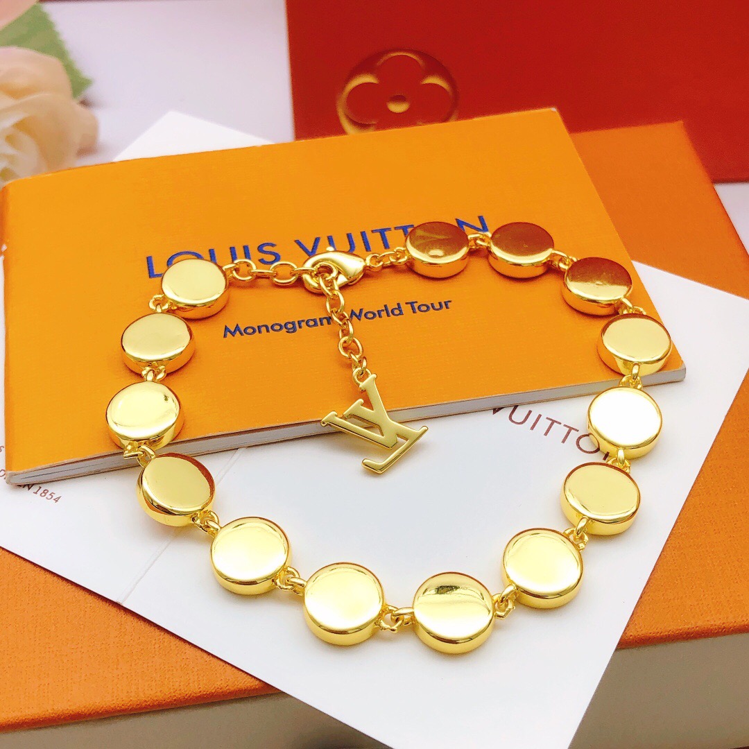 Louis Vuitton Haute Joaillerie Fine Jewelry Earrings Necklace Ring 5