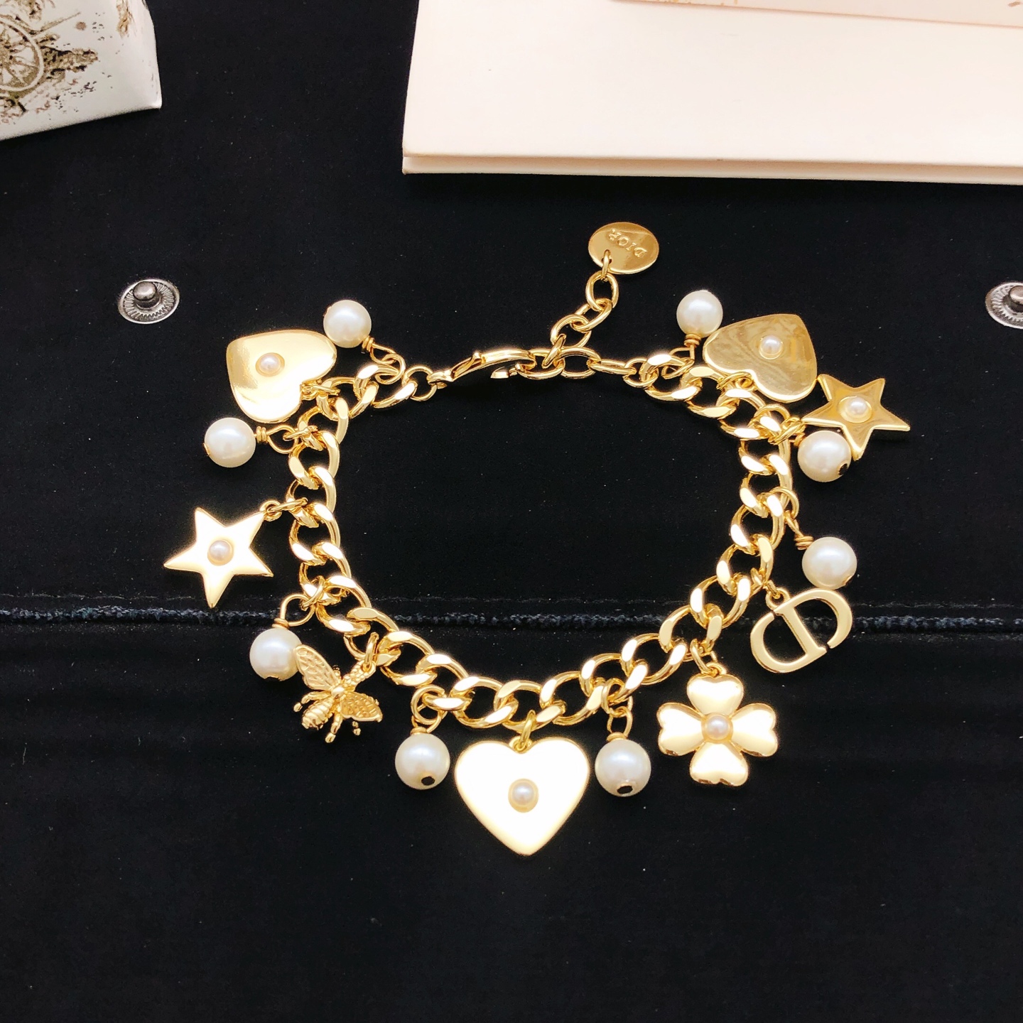 Chanel Haute Joaillerie Fine Jewelry Earrings Necklace Ring Ref.85426C17 3