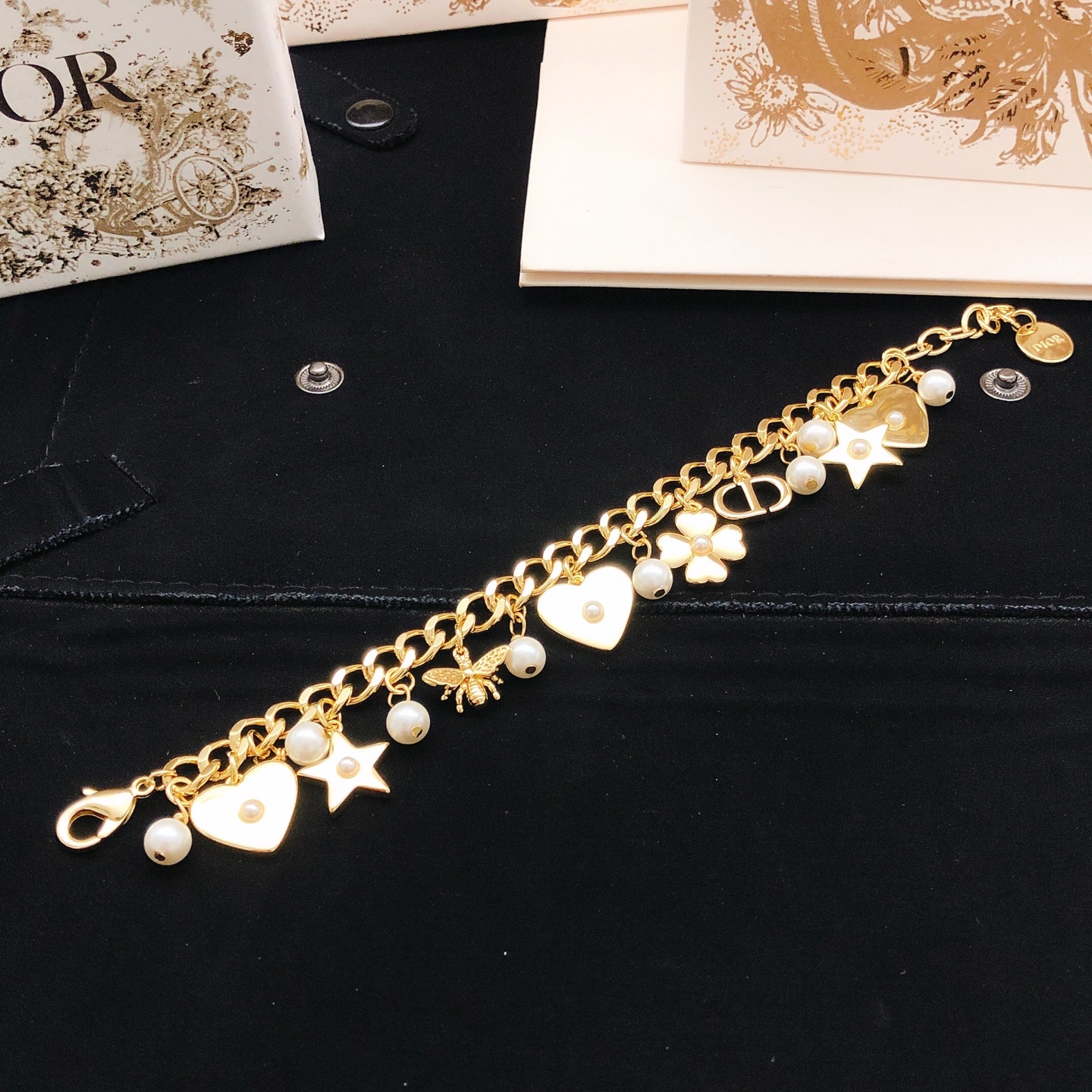 Chanel Haute Joaillerie Fine Jewelry Earrings Necklace Ring Ref.85426C17 5