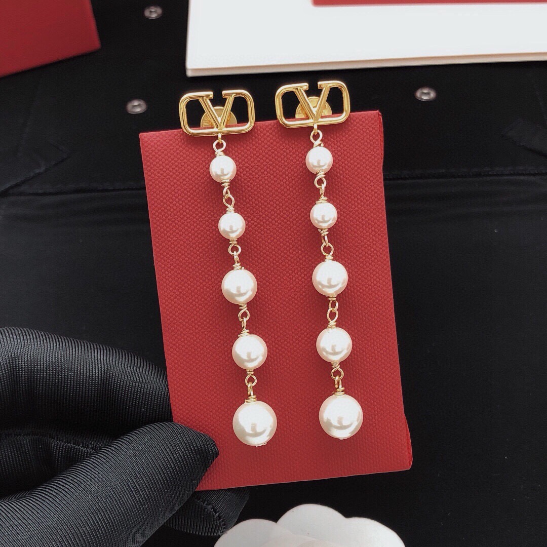 Valentino Haute Couture Haute Joaillerie Fine Jewelry Earrings Necklace 2