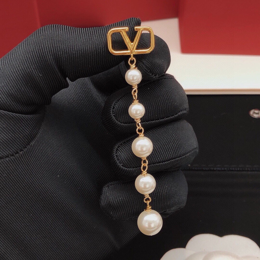 Valentino Haute Couture Haute Joaillerie Fine Jewelry Earrings Necklace 4