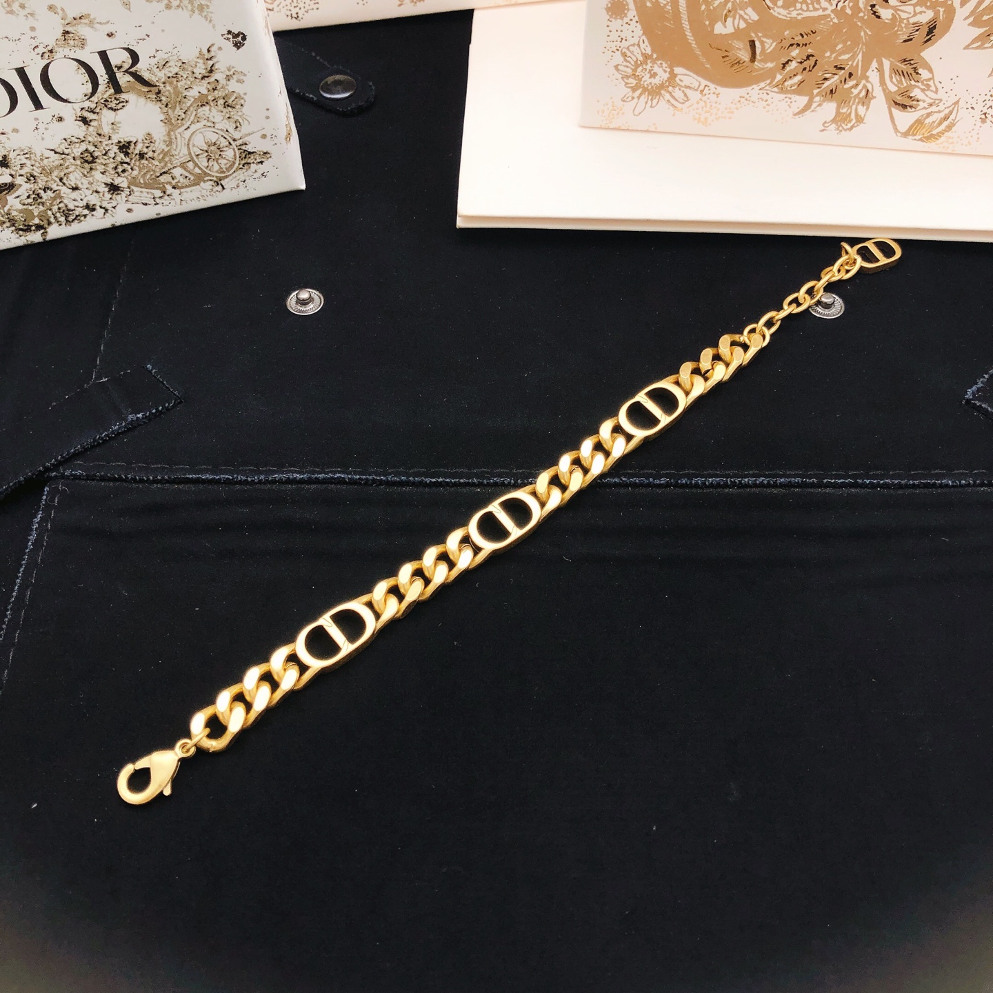 Alaïa Haute Couture Haute Joaillerie Fine Jewelry Earrings Necklace Ring 3