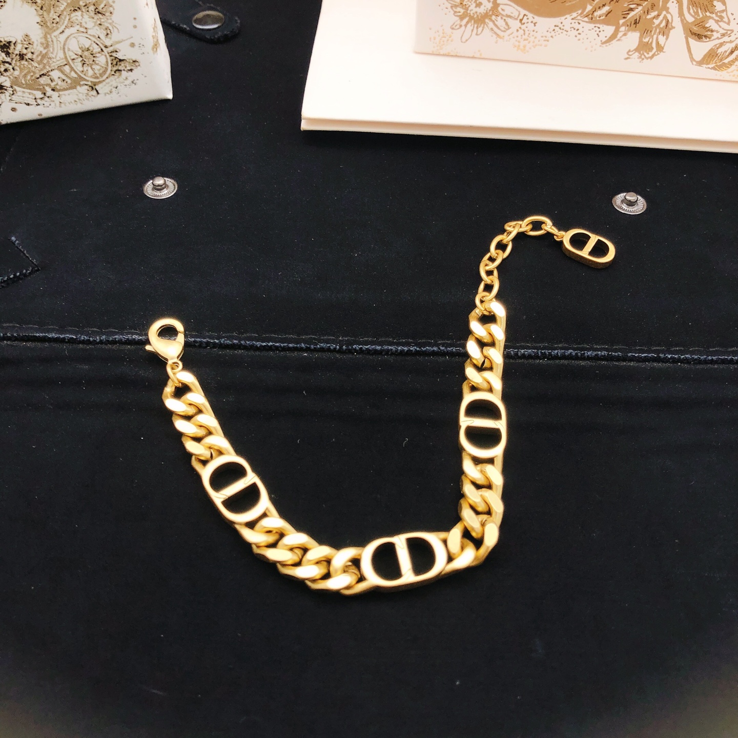 Alaïa Haute Couture Haute Joaillerie Fine Jewelry Earrings Necklace Ring 4