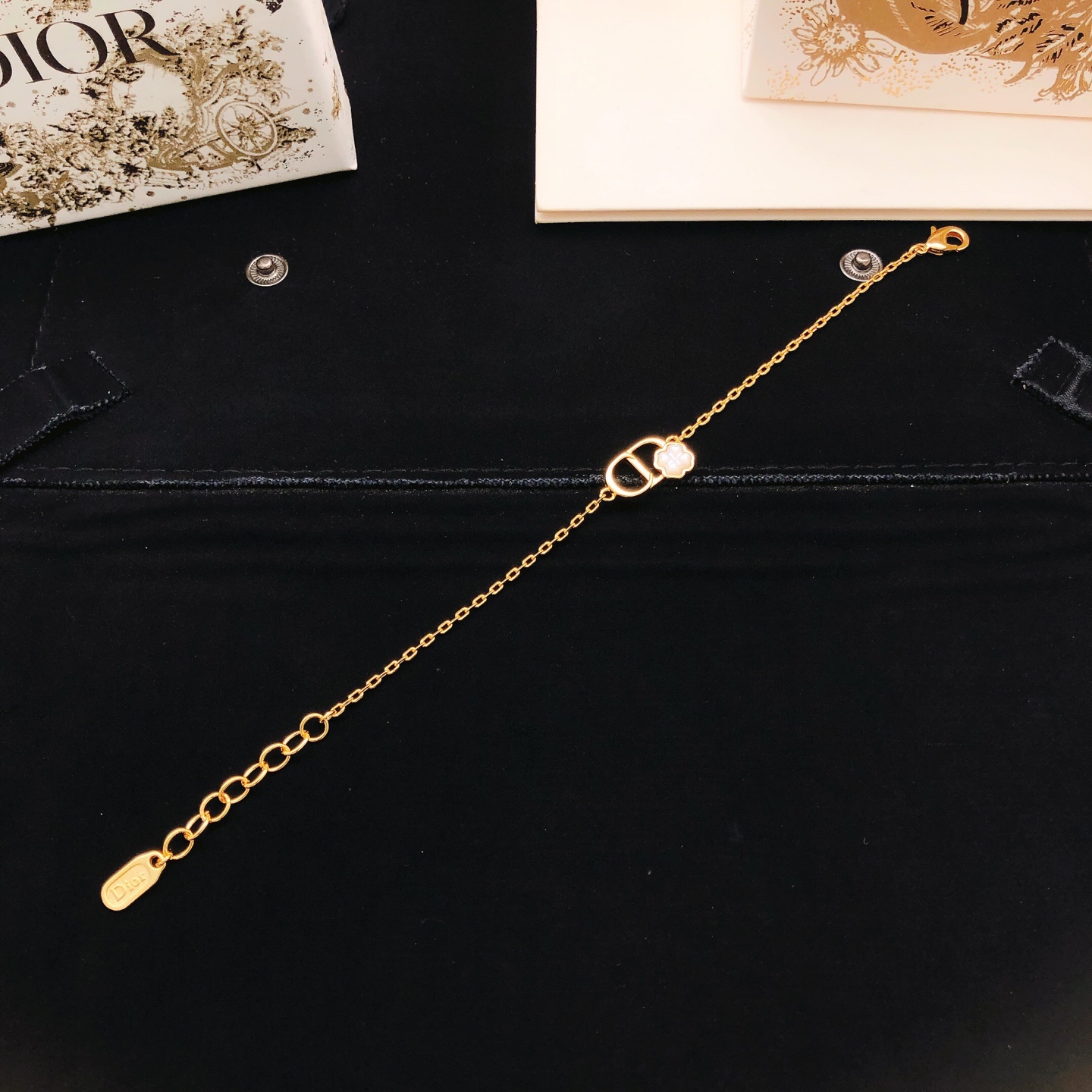 Van Cleef & Arpels Luxury Fine Jewelry Collection 4