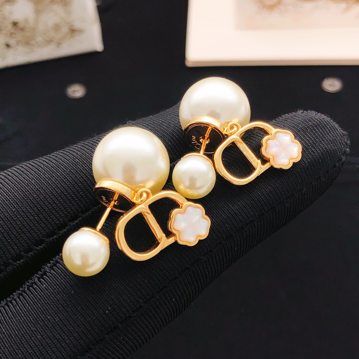Moncler Haute Couture Haute Joaillerie Fine Jewelry Earrings Necklace 2