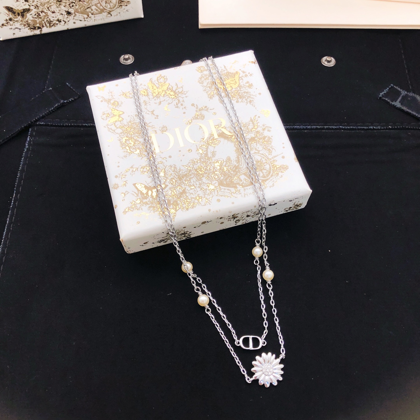 Dolce & Gabbana Haute Couture Haute Joaillerie Fine Jewelry Earrings 3