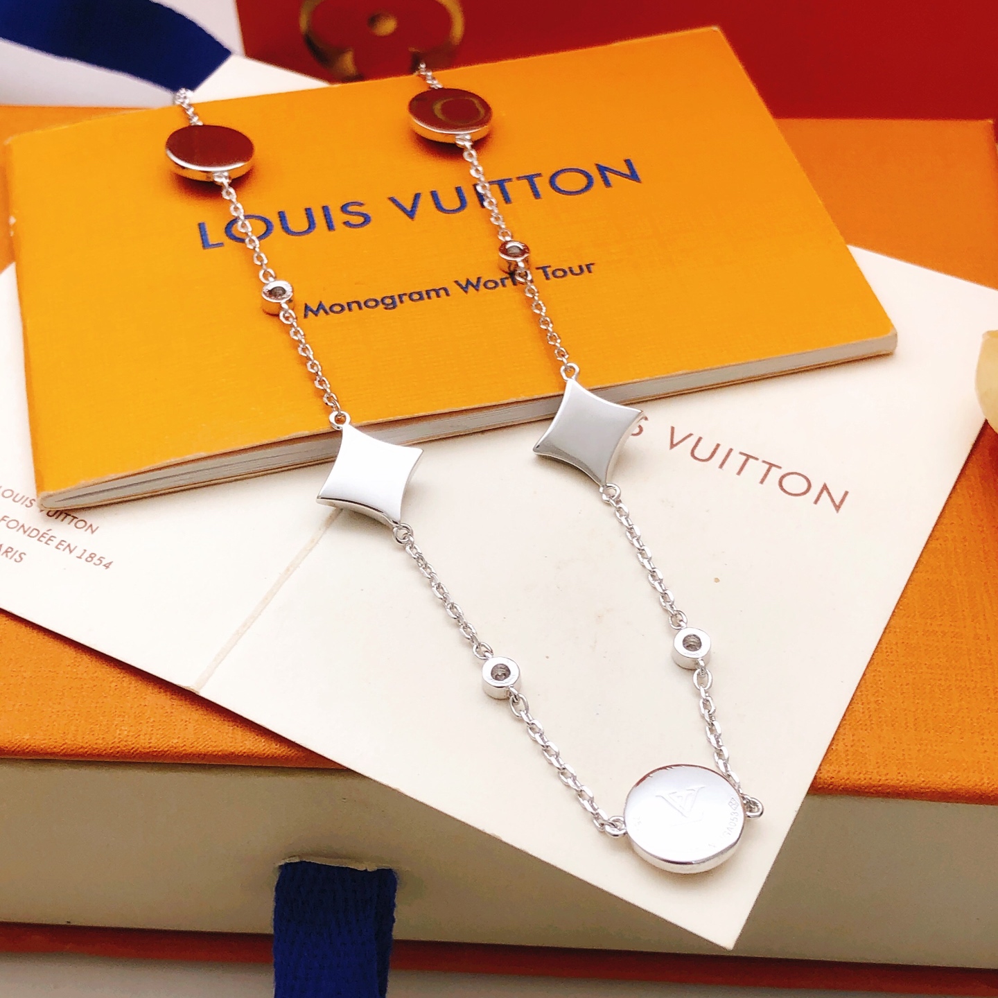 路易威登 Louis Vuitton 传世高定珠宝耳环项链戒指首饰 #64C24FBE 3