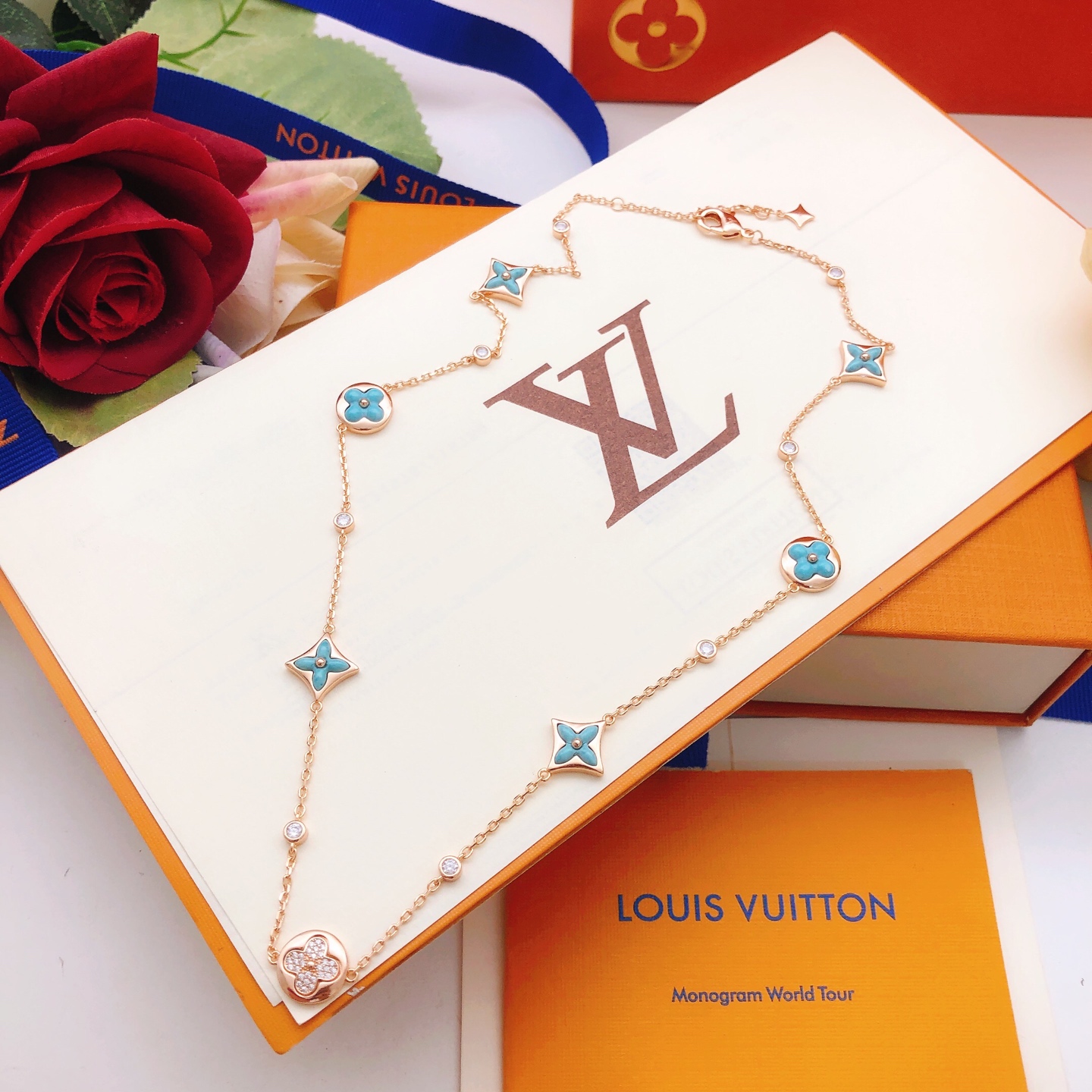 Louis Vuitton Classic Handcrafted Luxury Leather Shoulder Bag 6