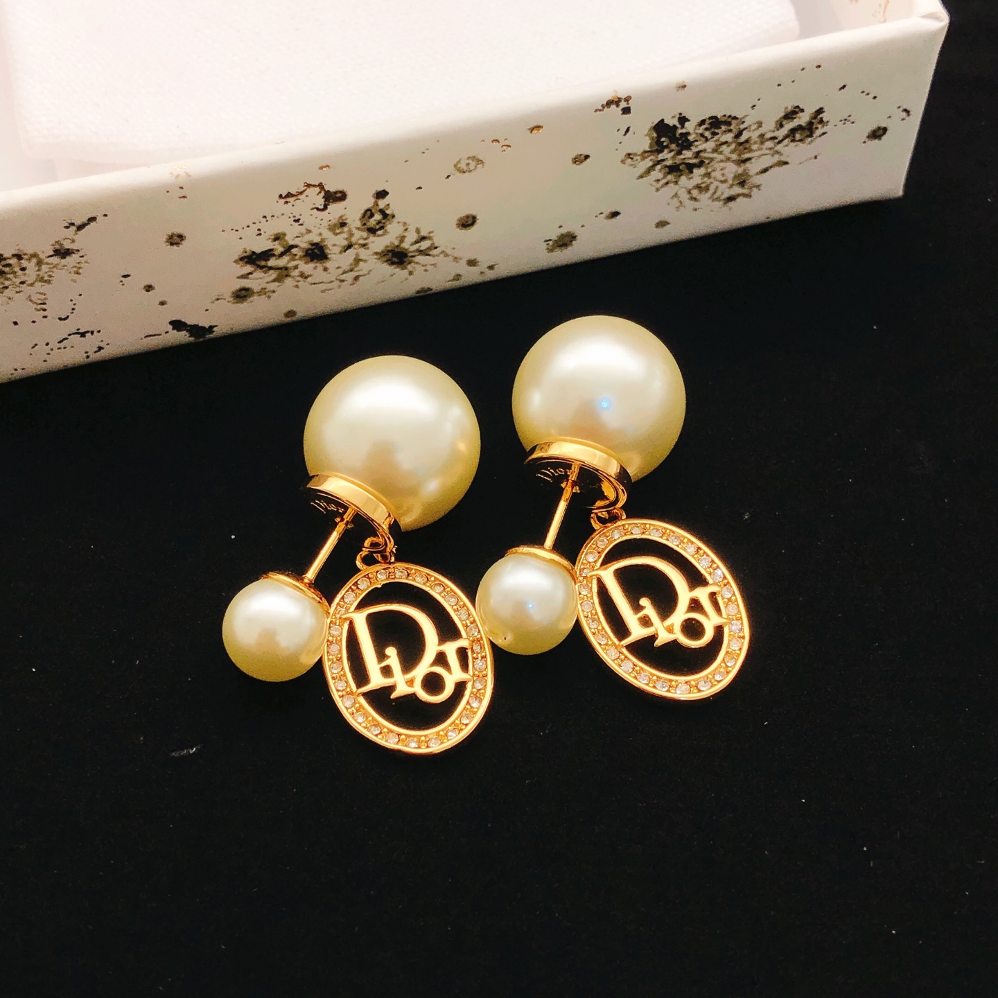 Jacquemus Haute Couture Haute Joaillerie Fine Jewelry Earrings Necklace 4