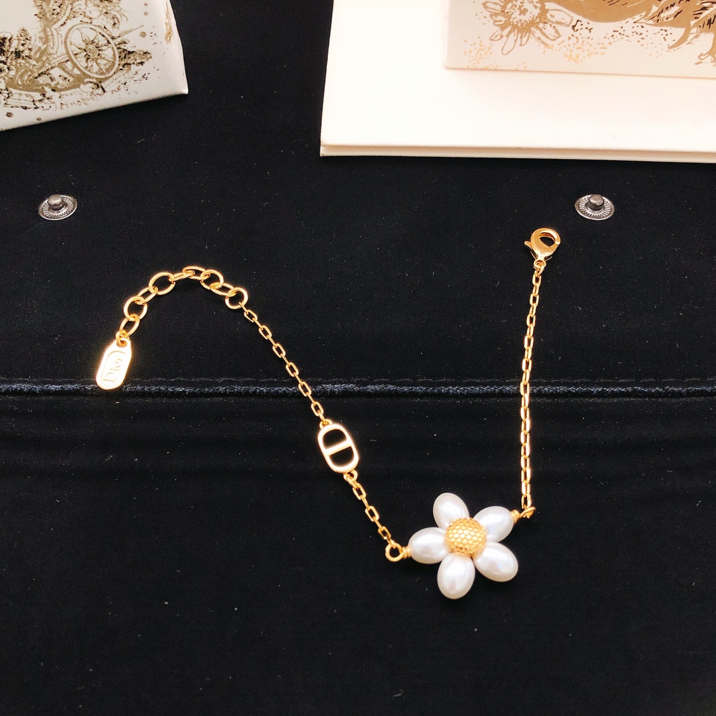 Chanel Haute Couture Haute Joaillerie Fine Jewelry Earrings Necklace 3