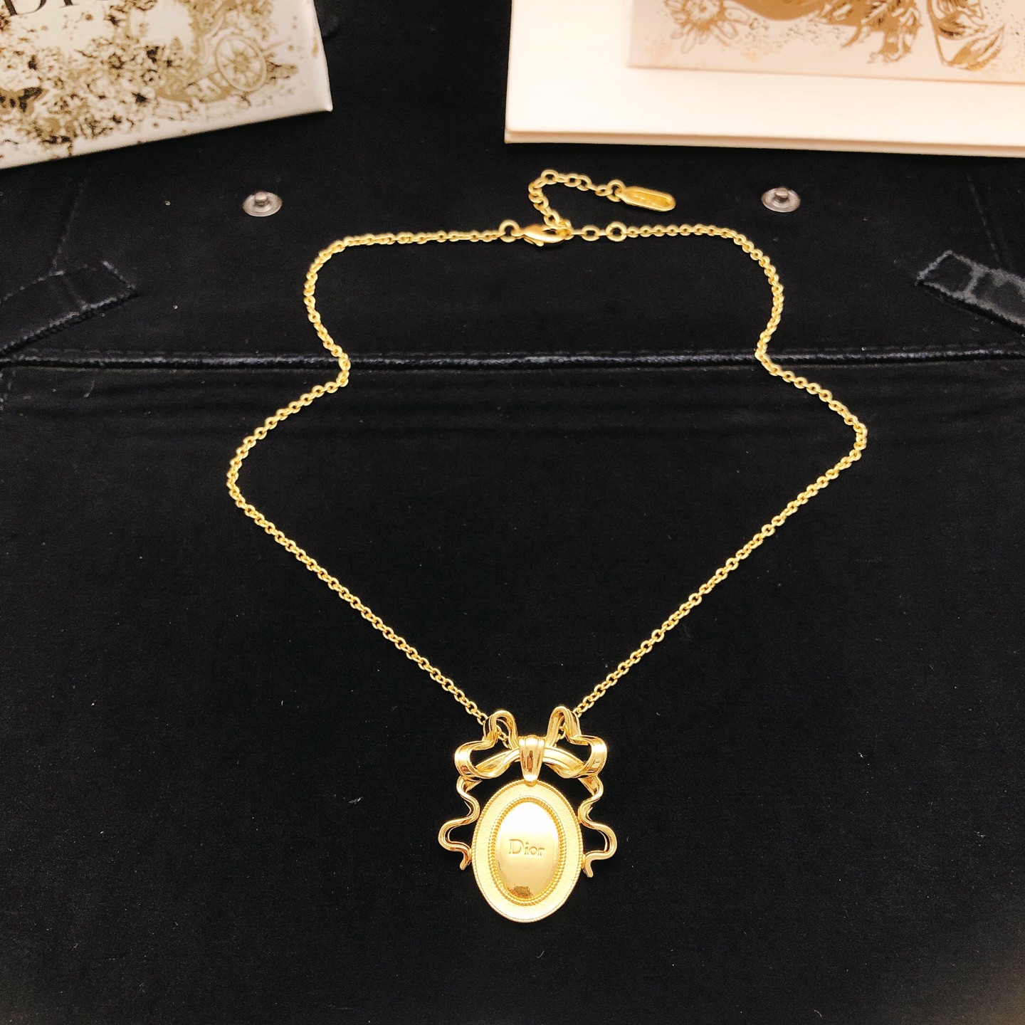 Loewe Haute Couture Haute Joaillerie Fine Jewelry Earrings Necklace Ring 3