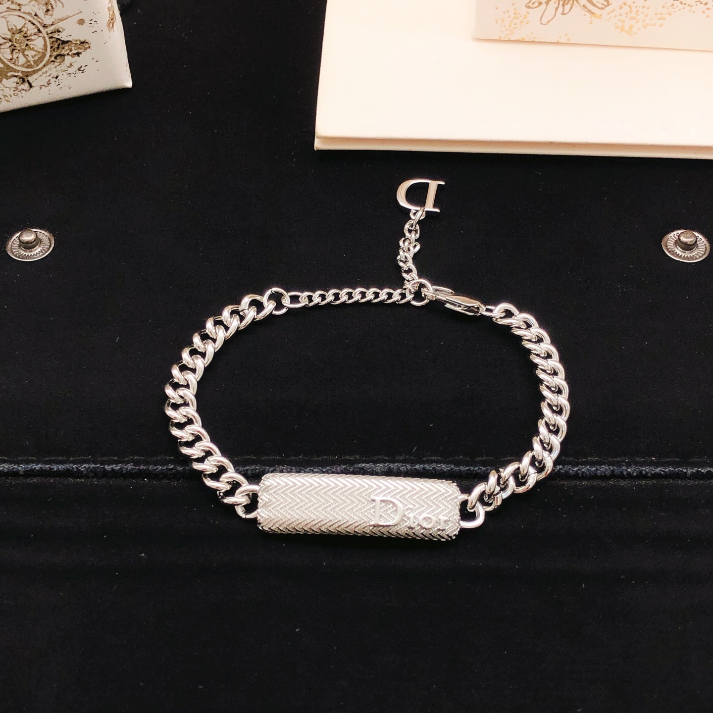 Bally Haute Couture Haute Joaillerie Fine Jewelry Earrings Necklace Ring 2