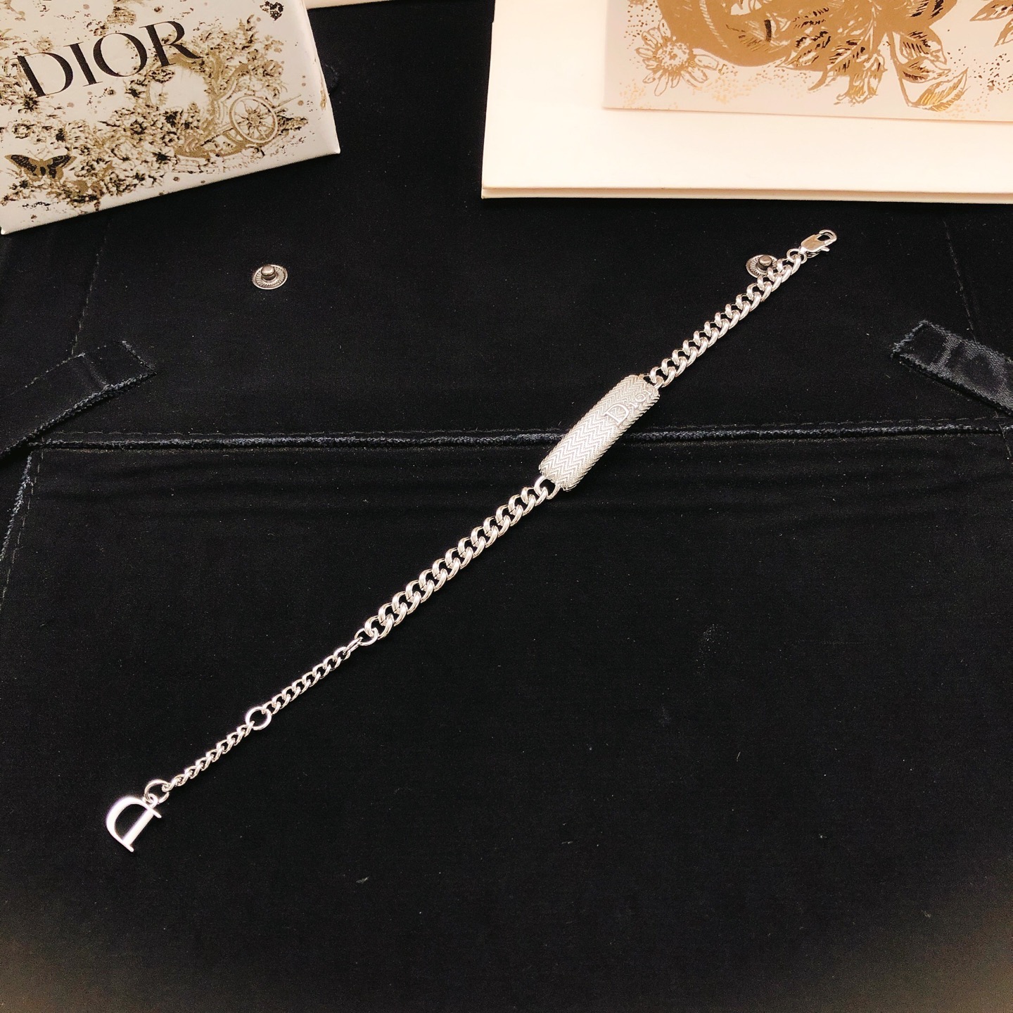 Bally Haute Couture Haute Joaillerie Fine Jewelry Earrings Necklace Ring 5