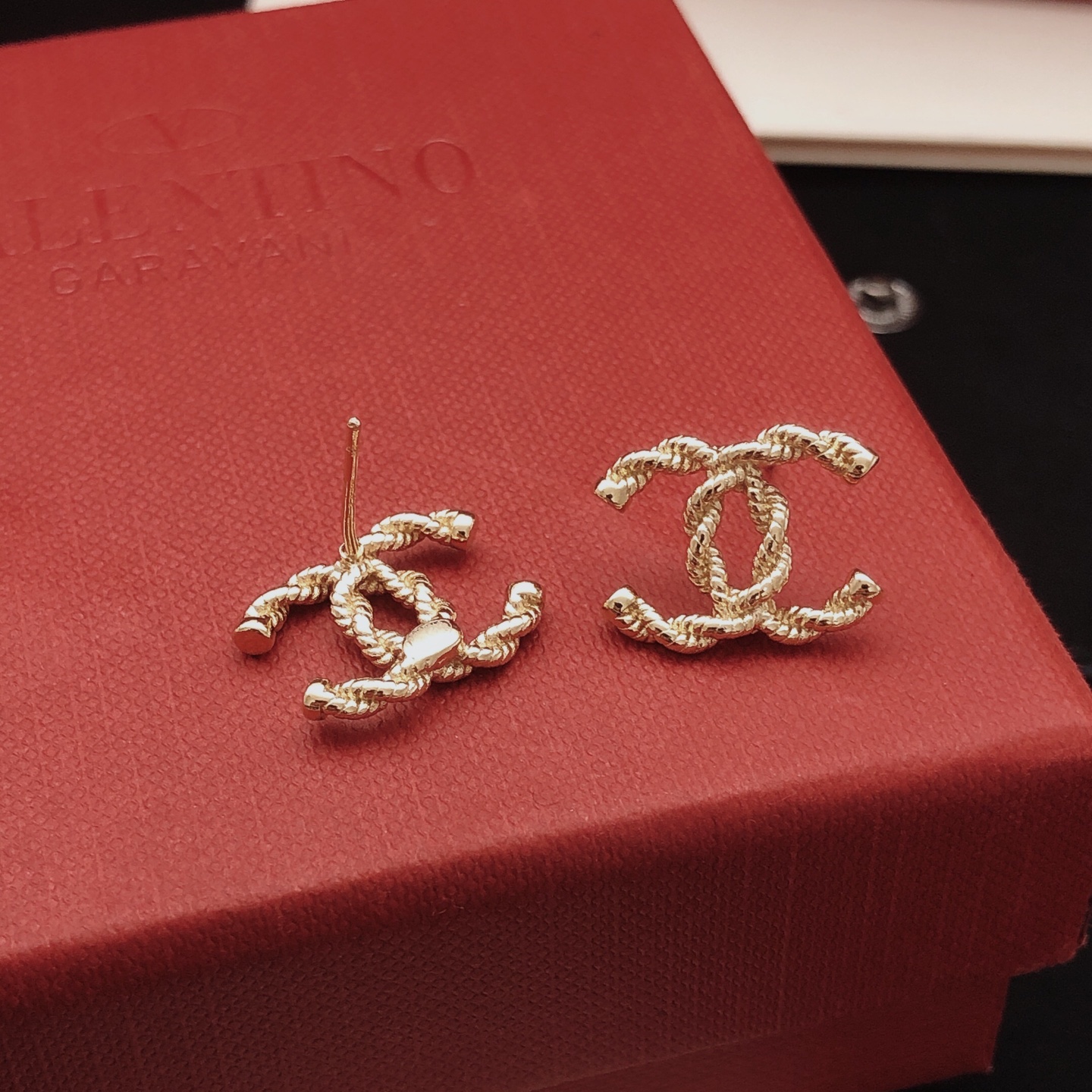 Balenciaga Haute Couture Haute Joaillerie Fine Jewelry Earrings Necklace 3