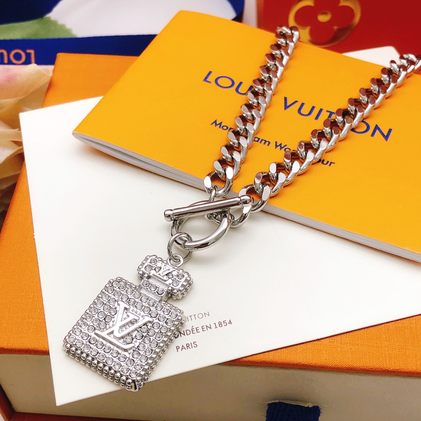 路易威登 Louis Vuitton 典雅工坊高奢皮具手袋包包女包 #58A9DCF1 4