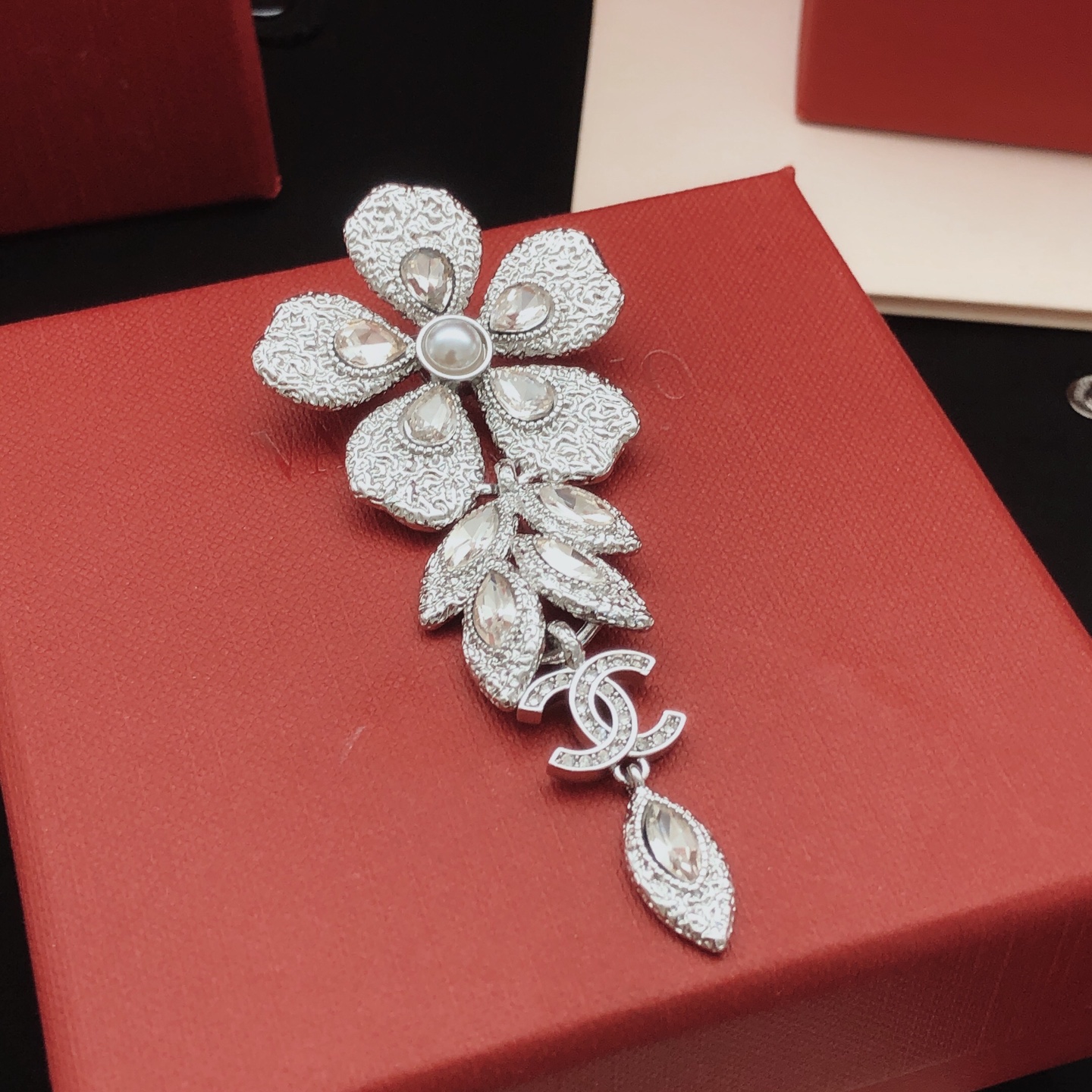 Alexander McQueen Haute Couture Haute Joaillerie Fine Jewelry Earrings 5