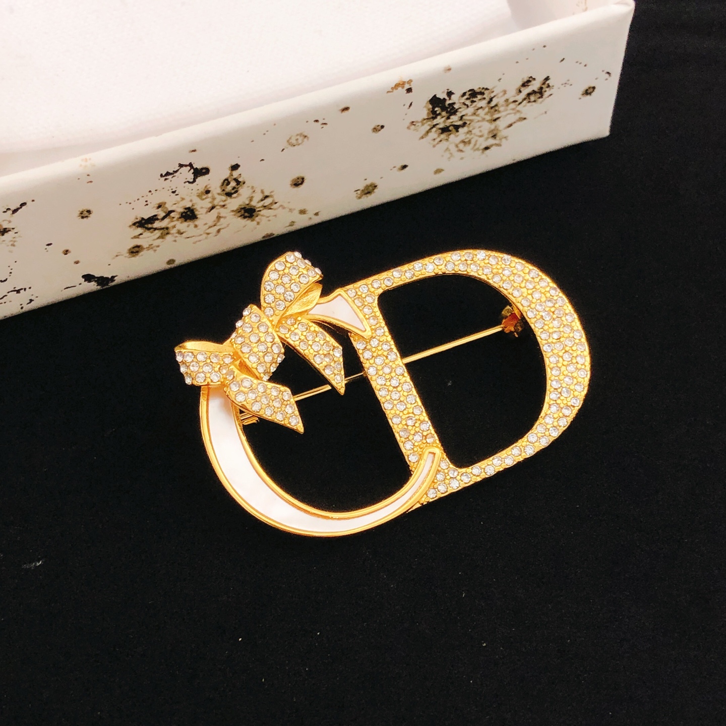 The Row Haute Couture Haute Joaillerie Fine Jewelry Earrings Necklace 3