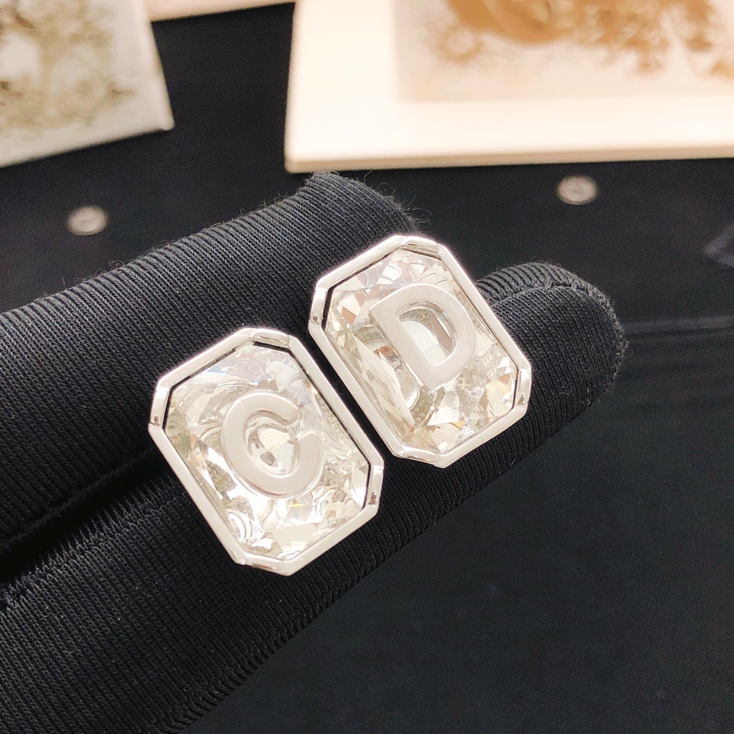 Goyard Haute Couture Haute Joaillerie Fine Jewelry Earrings Necklace 2