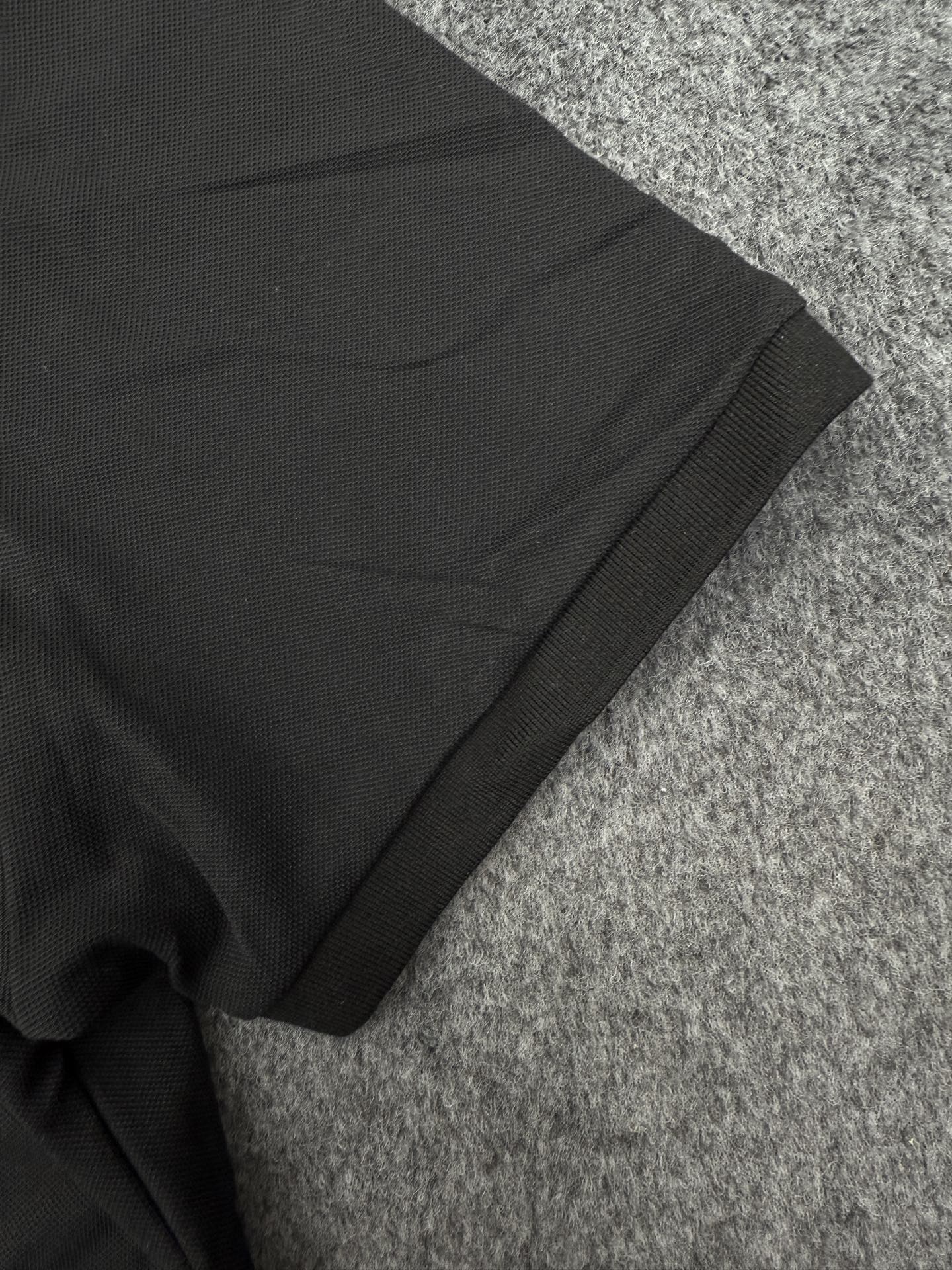 巴宝莉刺绣款 纯色棉质polo衫 黑色