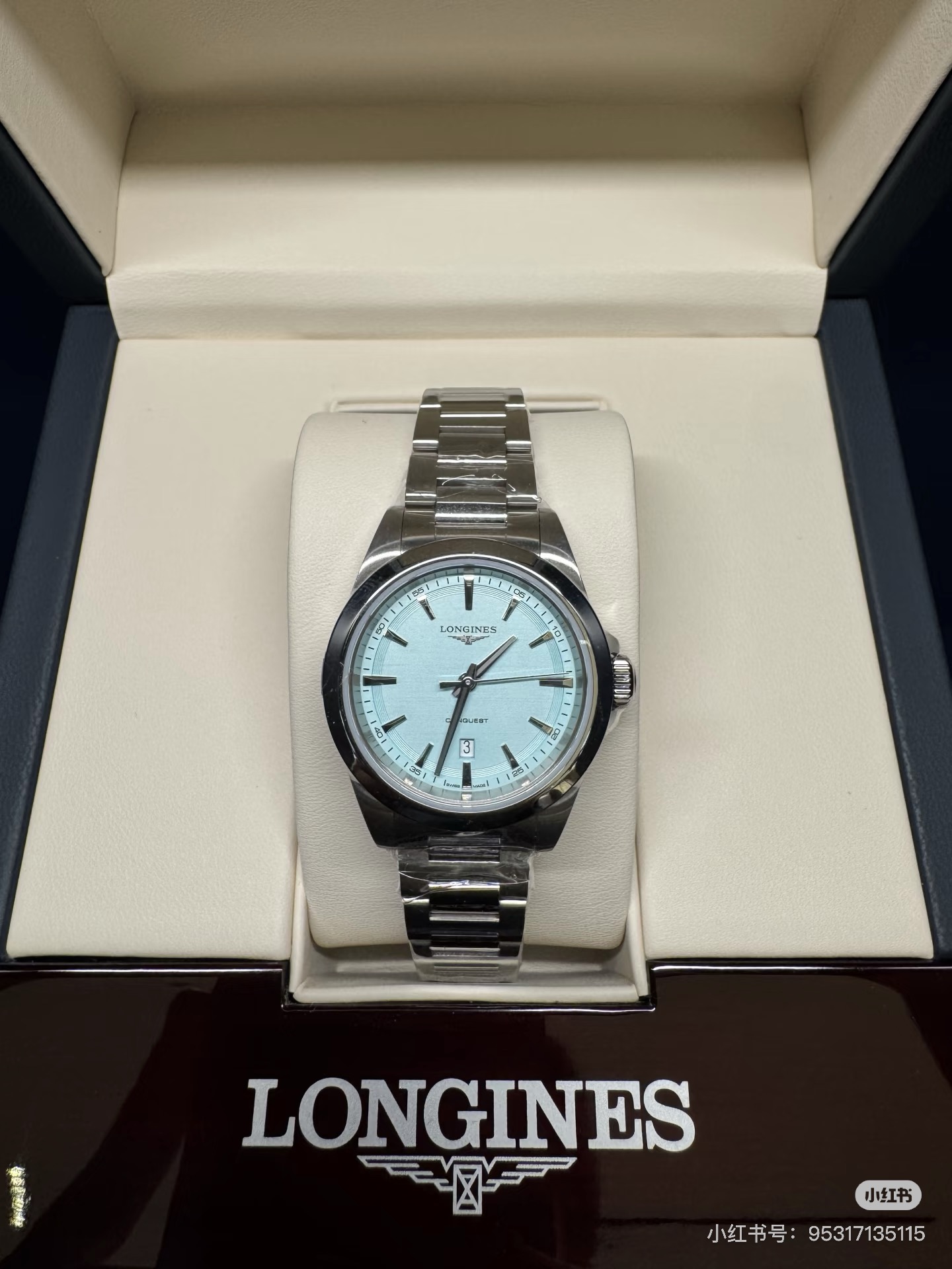 NO:923874,Quartz Mechanical Longines' 2026 Concas Joyous new color has literally arrived~ Longines has contracted the freshness on the wrist in summer! These quartz watches in the Concas Joyous series really understand the hearts of girls. The clear mint green, gentle taro purple, and clean milky white are all low-saturated candy colors with summer filters.  T-shirts, suspenders, and skirts are all suitable for any outfit~, longines, skirts, tees, t-shirts19860909石英 机械 浪琴2026康卡斯悦动新色字面到货啦~ 夏天的腕间小清新被浪琴承包了! 康卡斯悦动系列这几款石英表真的太懂少女心了 清透的薄荷绿、温柔的芋泥紫、干净的奶白盘都是自带夏日滤镜的低饱和糖果色系 上手巨显白,清爽又减龄,完全不挑穿搭 T恤、吊带、小裙子随便搭都很适配~,,longines,skirts,tees，t-shirt,Watch