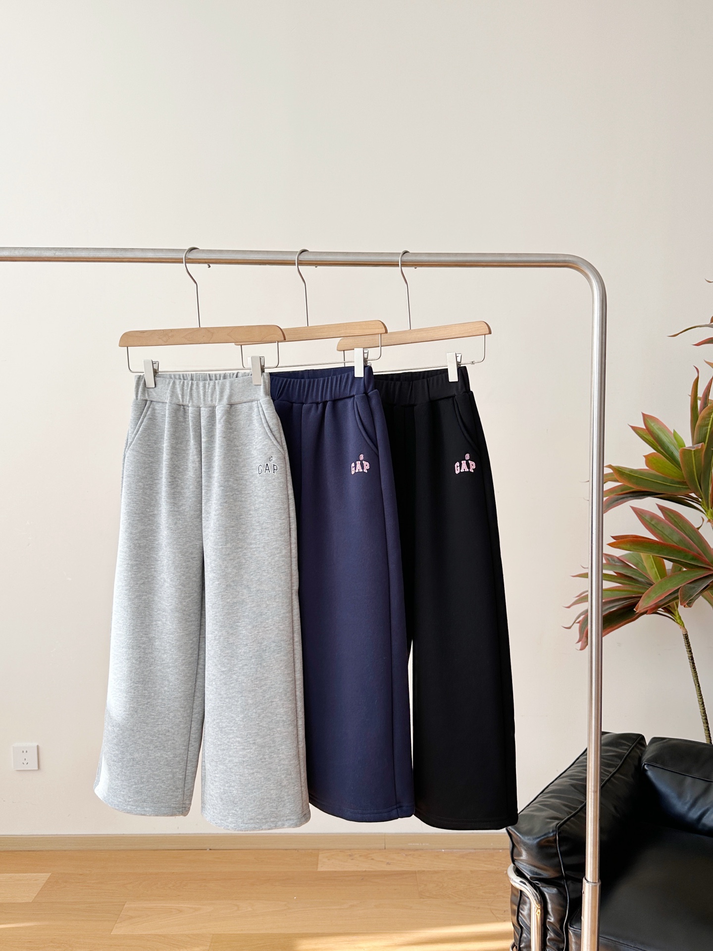 _d-f9sdXuLbc2f1aZqVhiozRV4gTiGmoEREloEFA