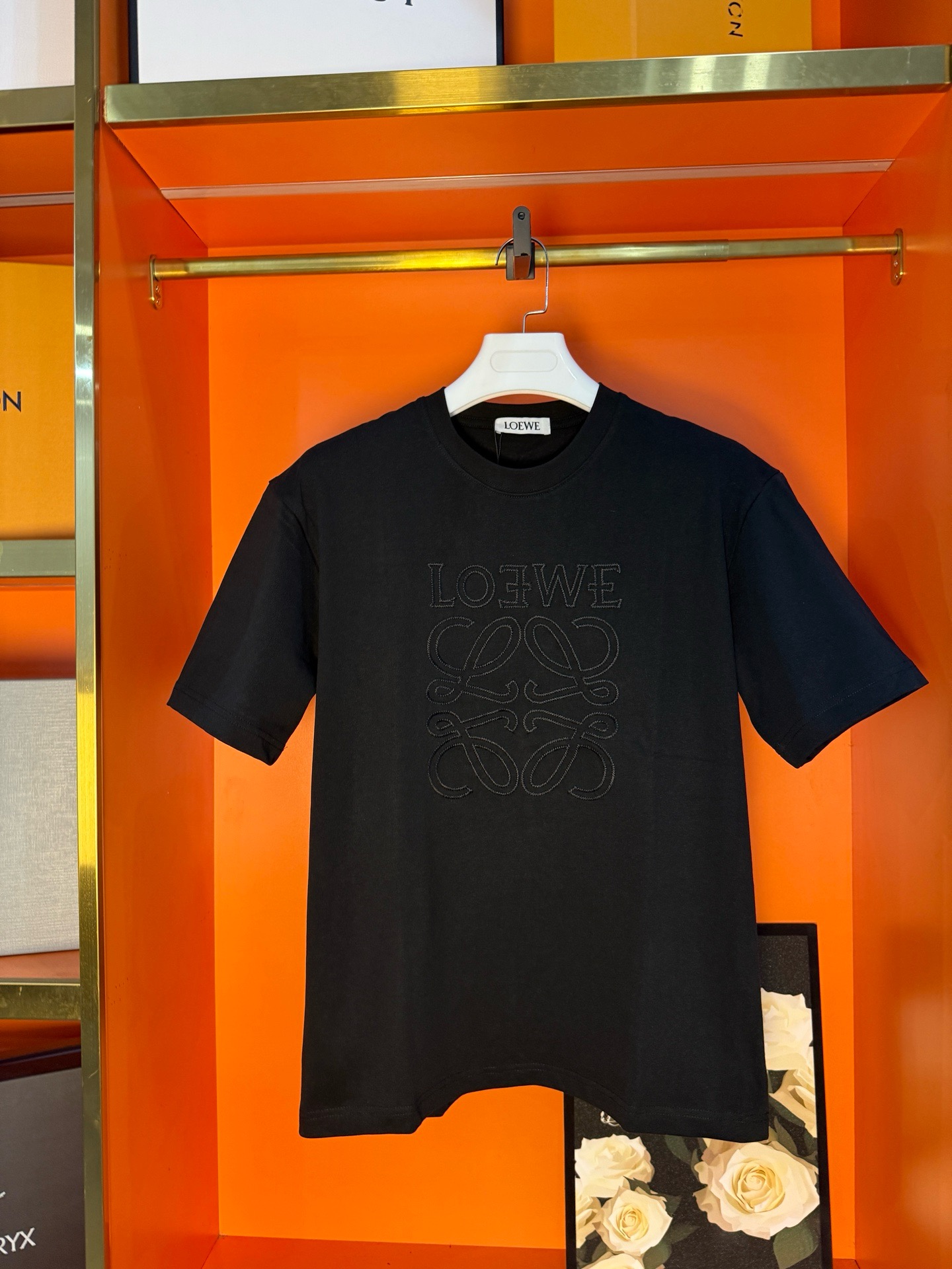 P95 fotos reales 🔥🔥🔥 calidad tope LOEWE/罗意威 #0347 nuevo sincronizado bordado clásico de letras de LOEWE, camiseta de…
