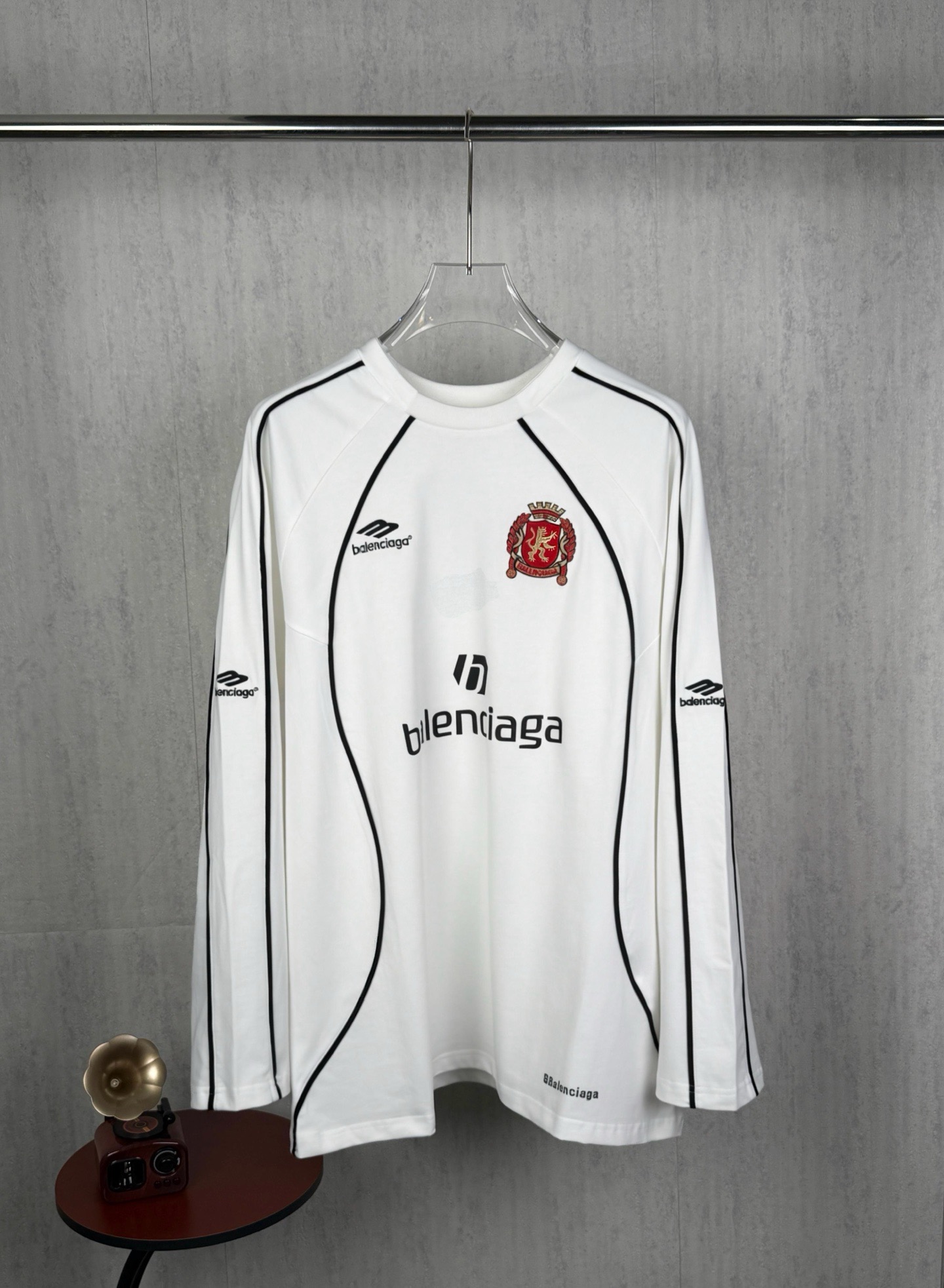 P125 Foto real, versión superior Balenciag #1005 Balenciaga Fútbol de marca compartida Manchester United N° 10 bordado …