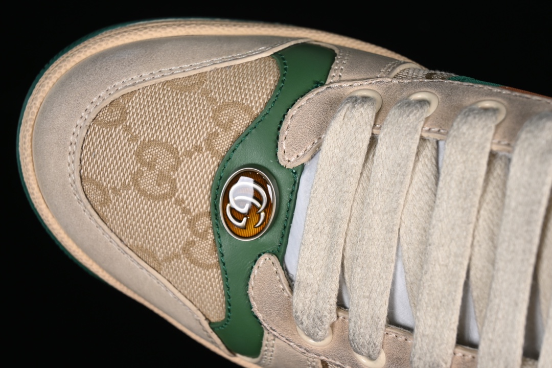 💰190真标💰280公司级💰380纯原💰520顶级
Gucci Distressed Screener Sneaker 古驰小脏鞋系列 经典原型复古百搭做旧老爹板鞋 9Y9209443
#独家定制代购版 海外专供批次 原厂订单 目前市面最强 全身20几个细节点全部做到一致还原
#官网同步最新满天星礼盒全套包装 高端零售海外实体专供 混卖版 渠原道装 原版做旧 右脚鞋侧嵌入NFC防伪芯片装置+鞋盒标二唯码扫描 秒进官网
#原装意大利进口 里外全皮 全套包装 全头层顶级软牛皮 广东代工出品 原档原标原盒 随意对比任何版本
尺码:35 36 37 38 39 40 41 42 43 44 45 MBJ0