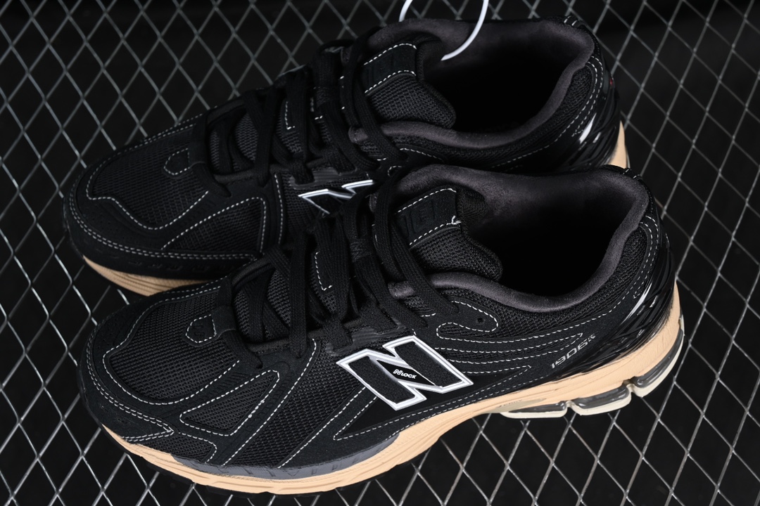 纯原NewBalance1906系列复古老爹风休闲运动慢跑鞋M1906RK#采用轻质牛剖革拼接透气网眼衬