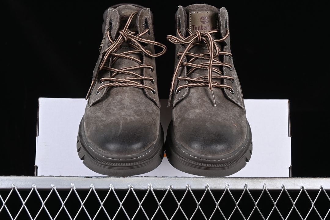 💰320纯原
Timberland 添柏岚/天伯伦户外中帮休闲鞋系列 TB10077黑色
#广东大厂品质,原盒原包装,面料采用意大利,顶级磨砂细纹牛皮,搭配防臭防腐真皮乳胶鞋垫,给您完美的穿着体验,质量考究耐穿
尺码:39 40 41 42 43 44 皮鞋码 MBE5