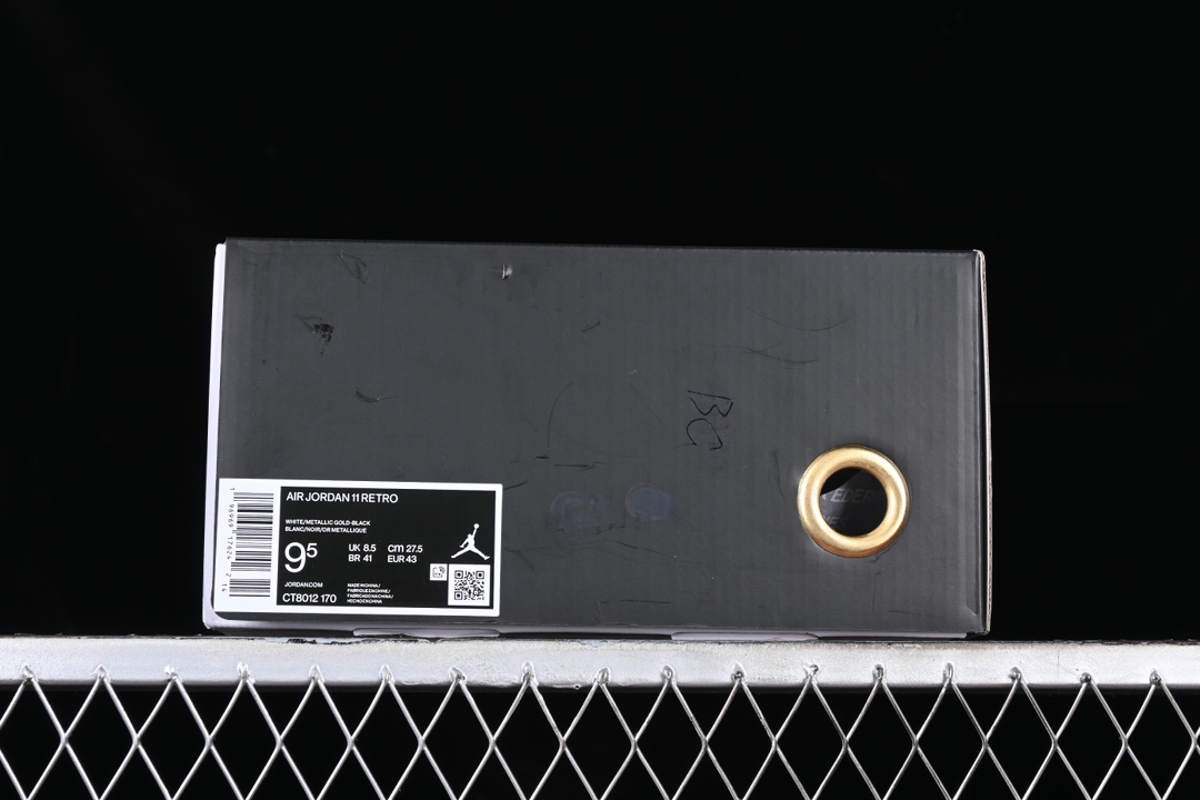 特价 OG版 Air Jordan 11 