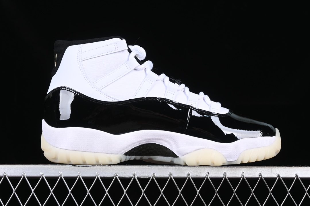 特价 OG版 Air Jordan 11 