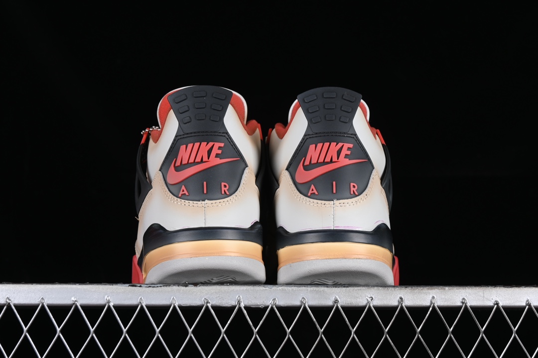 💰280公司级💰380纯原
喷火龙 x Jordan Air Jordan 4 Retro AJ4 乔4喷火龙 联名定制款 篮球鞋 AQ9129-105
尺码:40 40.5 41 42 42.5 43 44 44.5 45 46 47.5 MZE5
