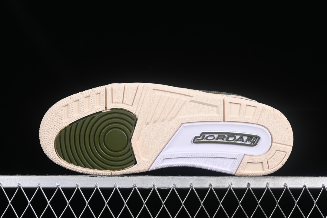 💰200真标💰240公司级💰280纯原
Air Jordan Legacy AJ312 Low 龙年限定 魔术贴三合一板鞋 FZ4358-100
尺码:36 36.5 37.5 38 38.5 39 40 40.5 41 42 42.5 43 44 44.5 45 46 G.C3