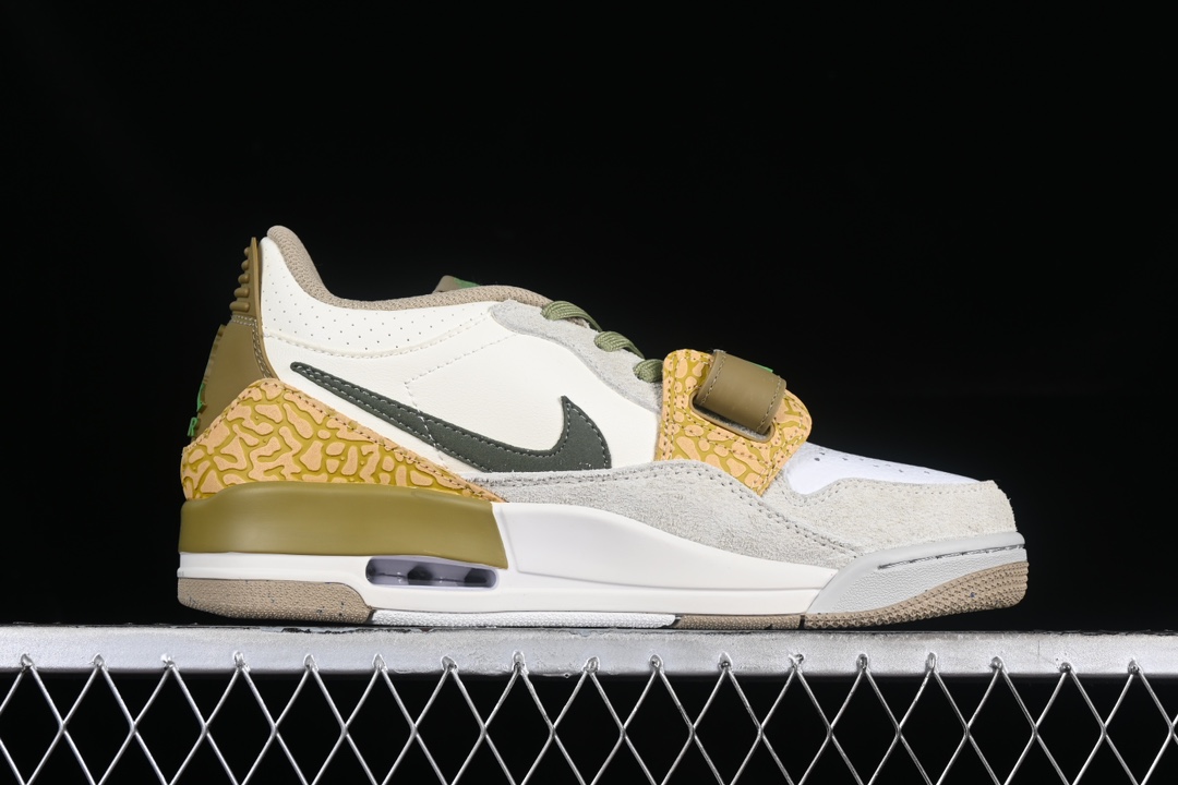 💰200真标💰240公司级💰280纯原
Air Jordan Legacy AJ312 Low 龙年限定 魔术贴三合一板鞋 DX9260-001
#抄底价跑量专供 头层皮鞋头材料打造 版型皮料与官方一致 断码补货快 长期供应
尺码:35.5 36 36.5 37.5 38 38.5 39 40 40.5 41 42 42.5 43 44 44.5 45 46 B.D4