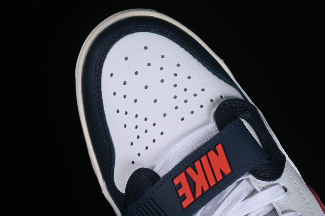 💰200真标💰240公司级💰280纯原
Air Jordan Legacy AJ312 Low 头层魔术贴三合一板鞋 FZ4358-100
尺码:36 36.5 37.5 38 38.5 39 40 40.5 41 42 42.5 43 44 44.5 45 46 ZZC3