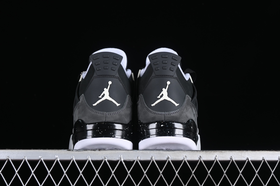 💰190真标💰280公司级💰380纯原💰520顶级版本
Air Jordan 4 Georgetown Fear Pack AJ4 乔4恐惧奥利奥 626969-030
#最大50.5码 外贸顶级专供 全部配色原鞋原尺码开发生产 极致还原 一眼ZP既视感
尺码:40 40.5 41 42 42.5 43 44 44.5 45 45.5 46 47.5 48.5 49.5 50.5 P.F6