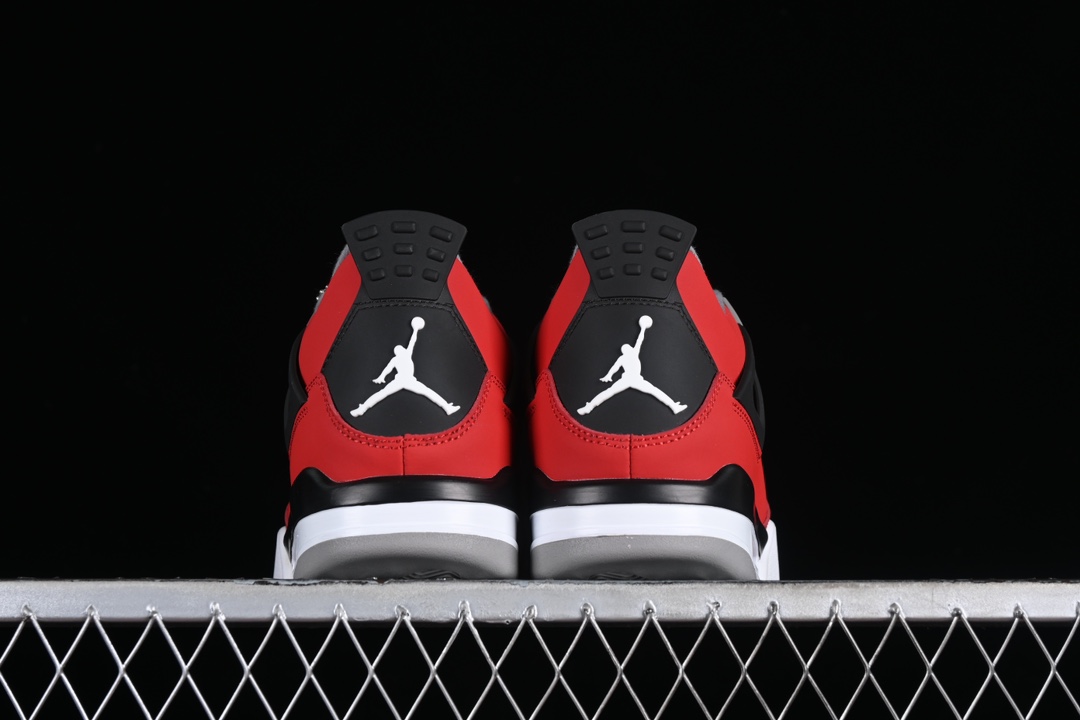 💰190真标💰280公司级💰380纯原
Air Jordan 4 Retro "Toro Bravo" AJ4 乔4愤怒公牛 308497-603
尺码：40 40.5 41 42 42.5 43 44 44.5 45 46 47.5 P.D4