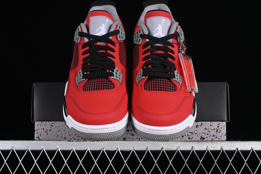 💰190真标💰280公司级💰380纯原
Air Jordan 4 Retro "Toro Bravo" AJ4 乔4愤怒公牛 308497-603
尺码：40 40.5 41 42 42.5 43 44 44.5 45 46 47.5 P.D4