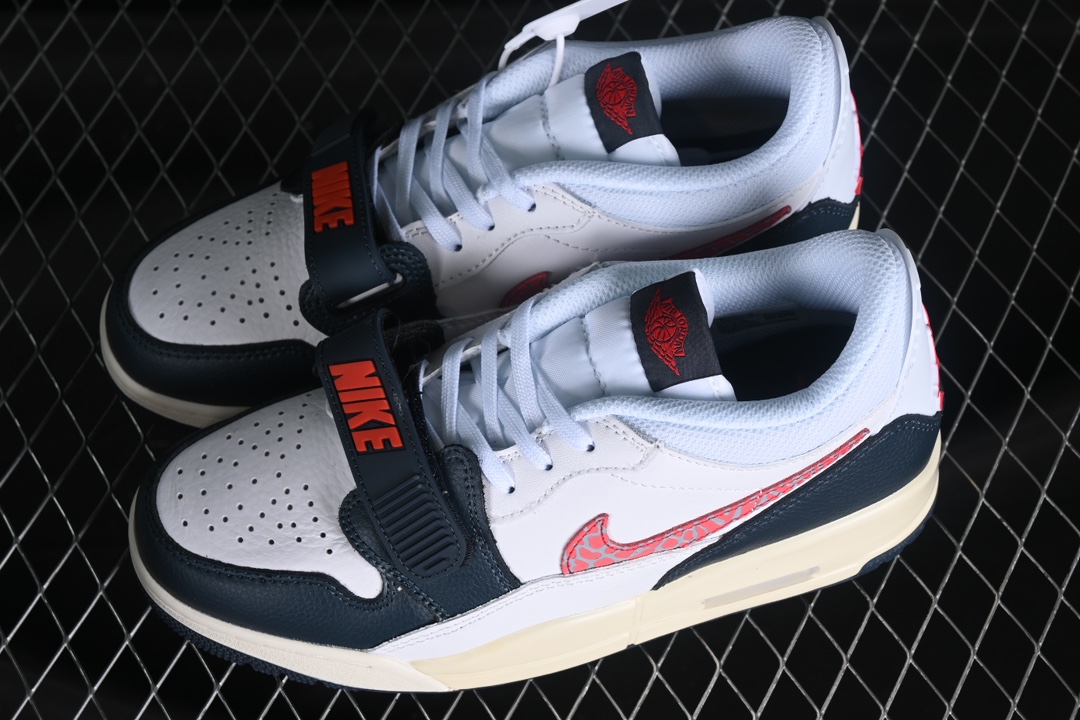 💰200真标💰240公司级💰280纯原
Air Jordan Legacy AJ312 Low 魔术贴三合一板鞋 CD9054-146
尺码:36 36.5 37.5 38 38.5 39 40 40.5 41 42 42.5 43 44 44.5 45 46 47.5 G.C3