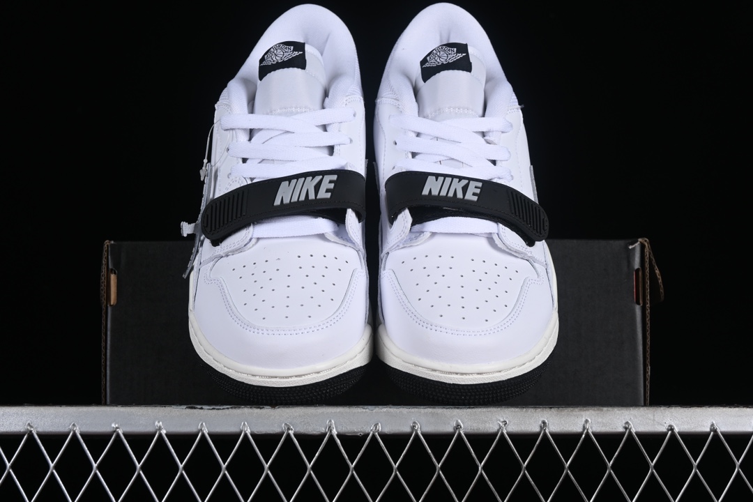 💰200真标💰240公司级💰280纯原
Air Jordan Legacy AJ312 Low 魔术贴三合一板鞋 CD9054-110
尺码:36 36.5 37.5 38 38.5 39 40 40.5 41 42 42.5 43 44 44.5 45 46 47.5 99D4