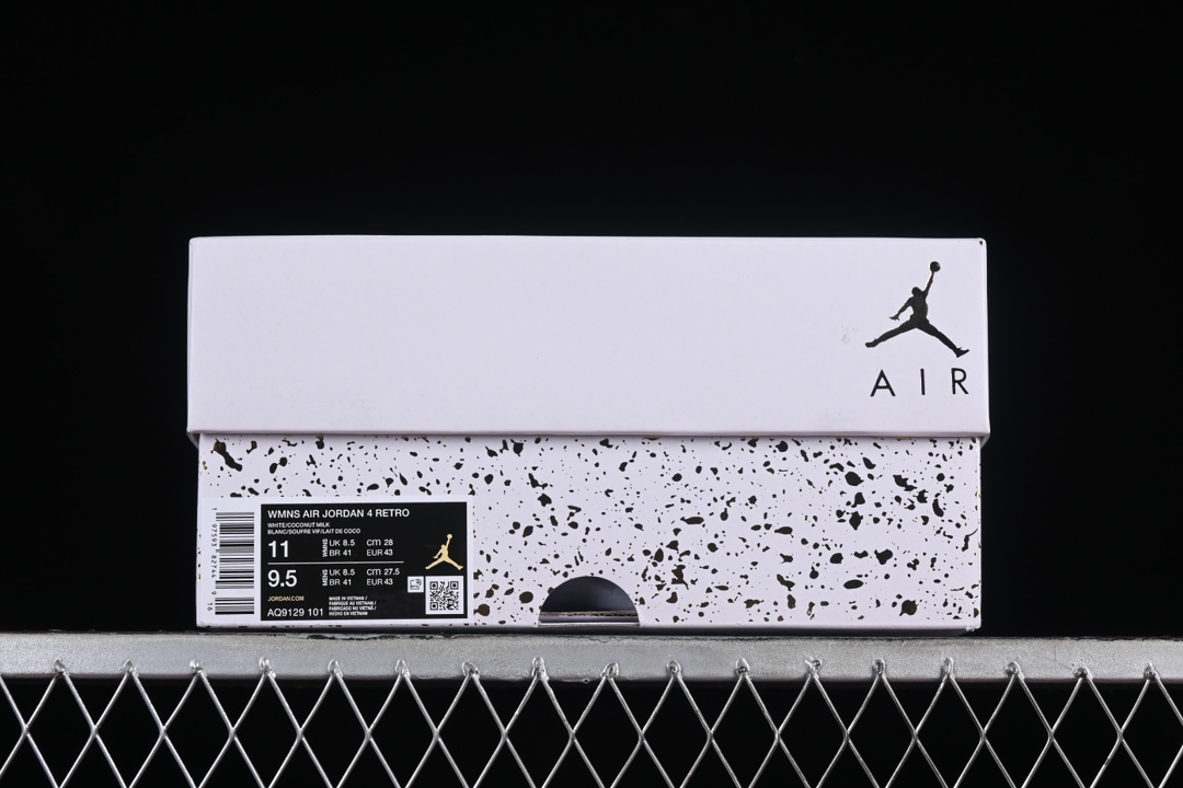 💰190真标💰280公司级💰380纯原💰520顶级
Air Jordan 4 Retro "Vivid Sulfur" AJ4 乔4白雷公 AQ9129-101
#最大50.5码 原厂麂皮 内置小书包保护 外贸顶级专供 全部配色原鞋原尺码开发生产 极致还原 一眼ZP既视感
尺码:40 40.5 41 42 42.5 43 44 44.5 45 45.5 46 47.5 48.5 49.5 50.5 P.F6