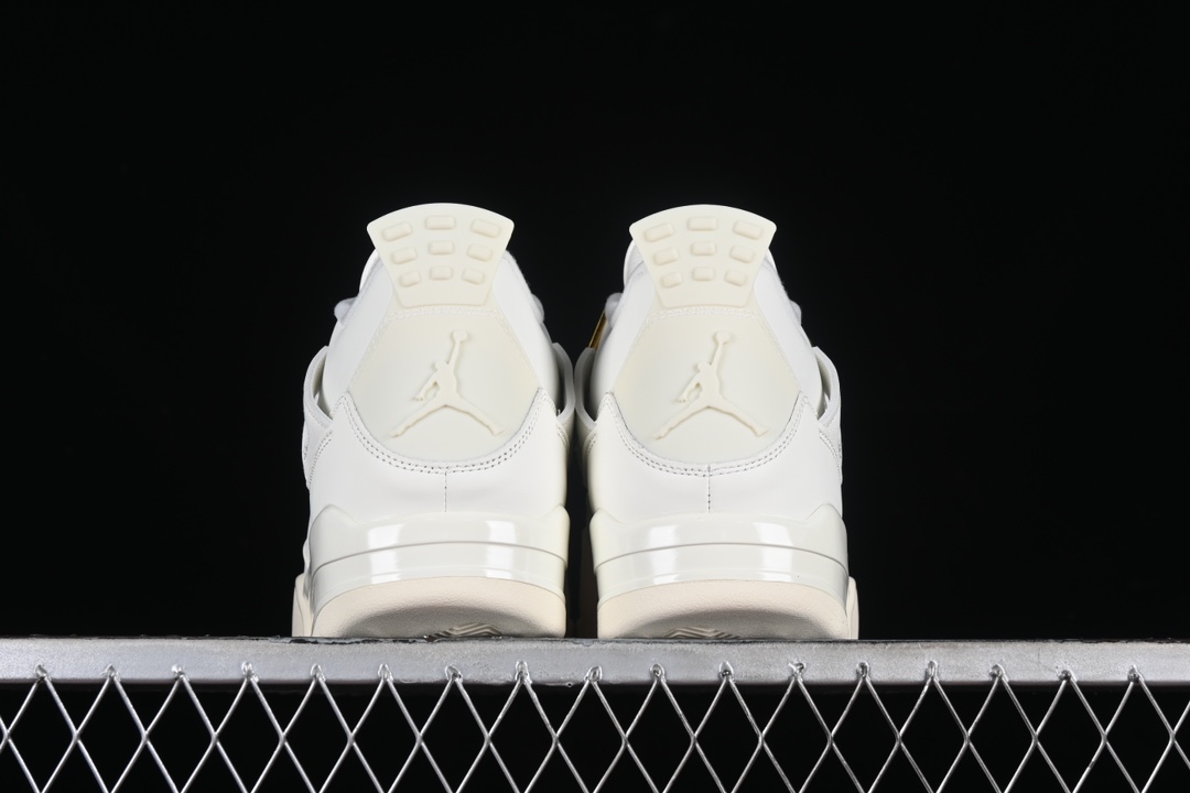 💰190真标💰280公司级💰380纯原💰520顶级
Air Jordan 4 Retro "Metallic Gold" AJ4 乔4米白金 AQ9129-170
#最大50.5码 原厂麂皮 内置小书包保护 外贸顶级专供 全部配色原鞋原尺码开发生产 极致还原 一眼ZP既视感
尺码：40 40.5 41 42 42.5 43 44 44.5 45 45.5 46 47.5 48.5 49.5 50.5 P.F6