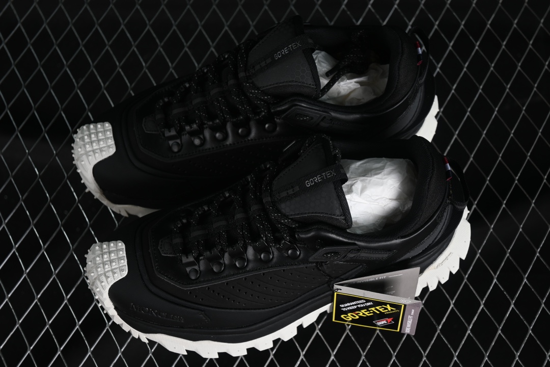 💰500纯原
Moncler 盟可睐/蒙口 Trailgrip GTX 抗撕裂材质山地户外鞋 M00050M3211
#鞋身采用Cordura防撕裂尼龙/Gore-Tex防水材质 中底内置全掌碳板 支撑性能拉满 侧边3M反光带
#大底采用RB MD 碳板 TPU 五层分离组合 鞋底搭载Vibram外底提供超强的抓地力和防滑性能 原装大盒包装 内赠Moncler徽章防层袋一副
尺码:36 36.5 37.5 38 38.5 39 40 40.5 41 42 42.5 43 44 44.5 45 46 X.E5