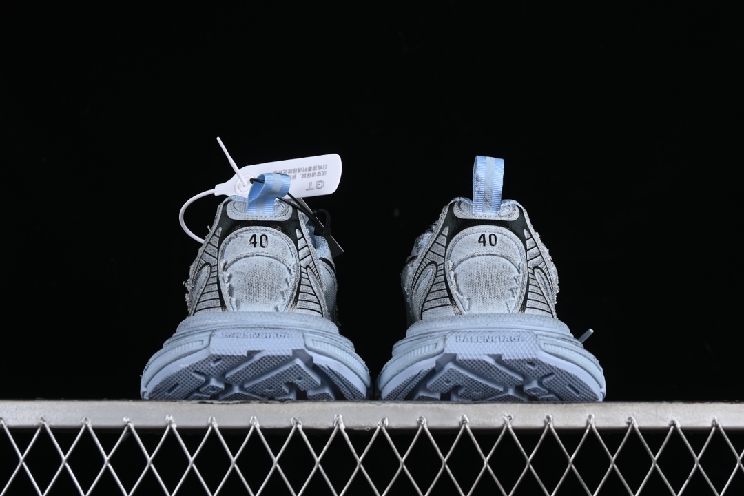 💰360纯原
Balenciaga Phantom Sneaker 官方同步 巴黎世家 十代潮流跑鞋 W3XDC4000
尺码：35 36 37 38 39 40 41 42 43 44 45 46 偏大一码 HCD4